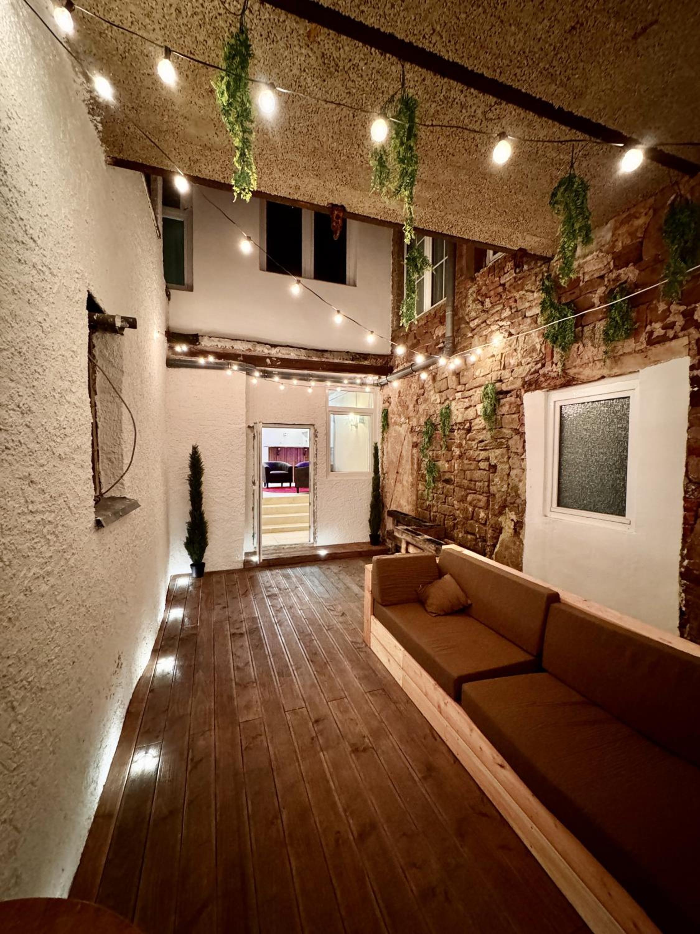 lounge