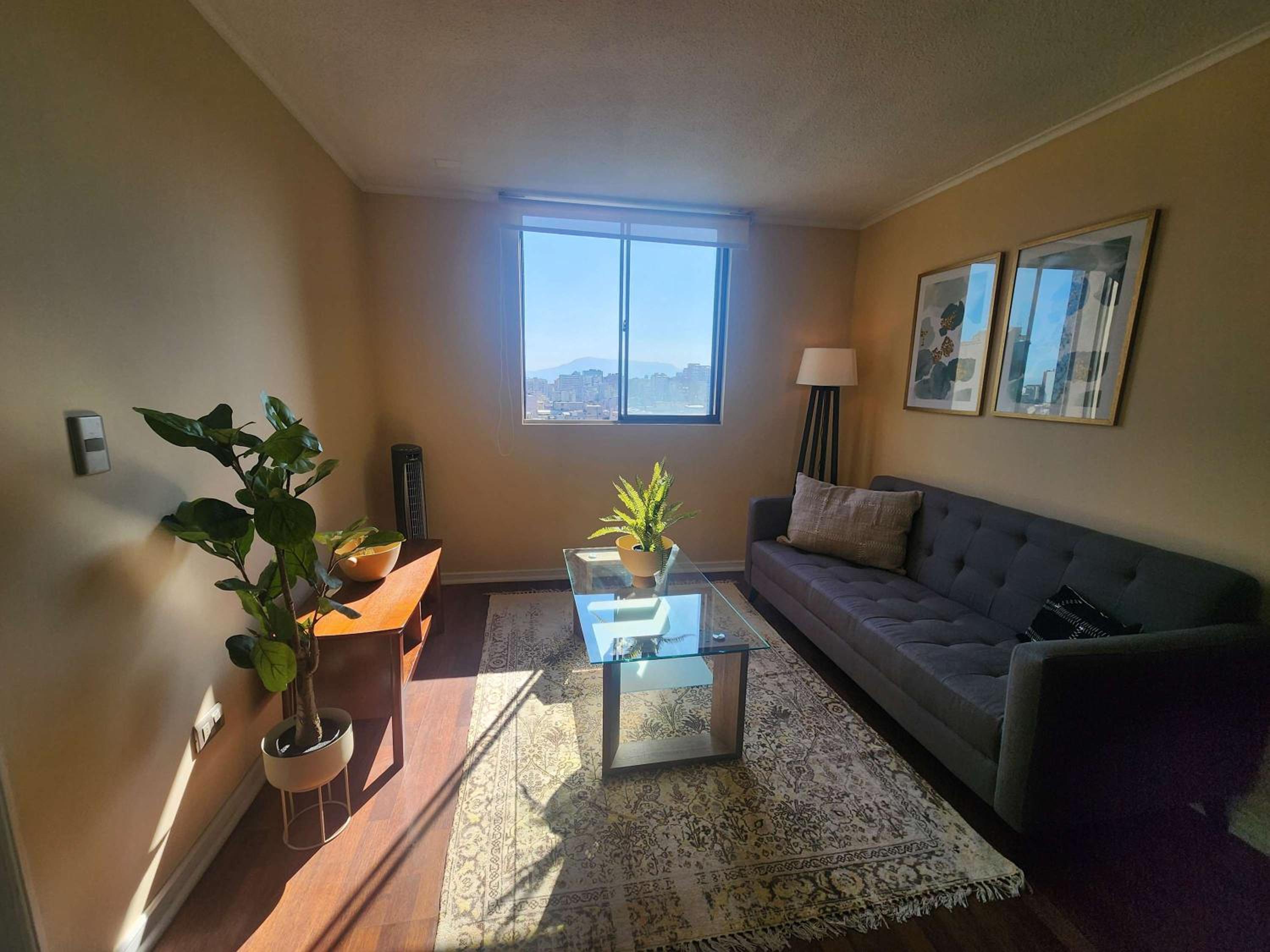 HOM I Comodo Departamento 3PAX 2D1B Calle Merced Stgo