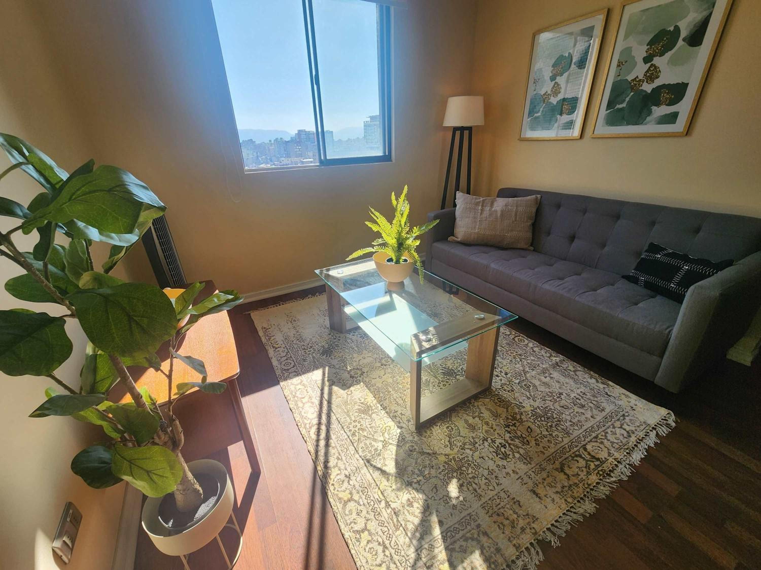 HOM I Comodo Departamento 3PAX 2D1B Calle Merced Stgo
