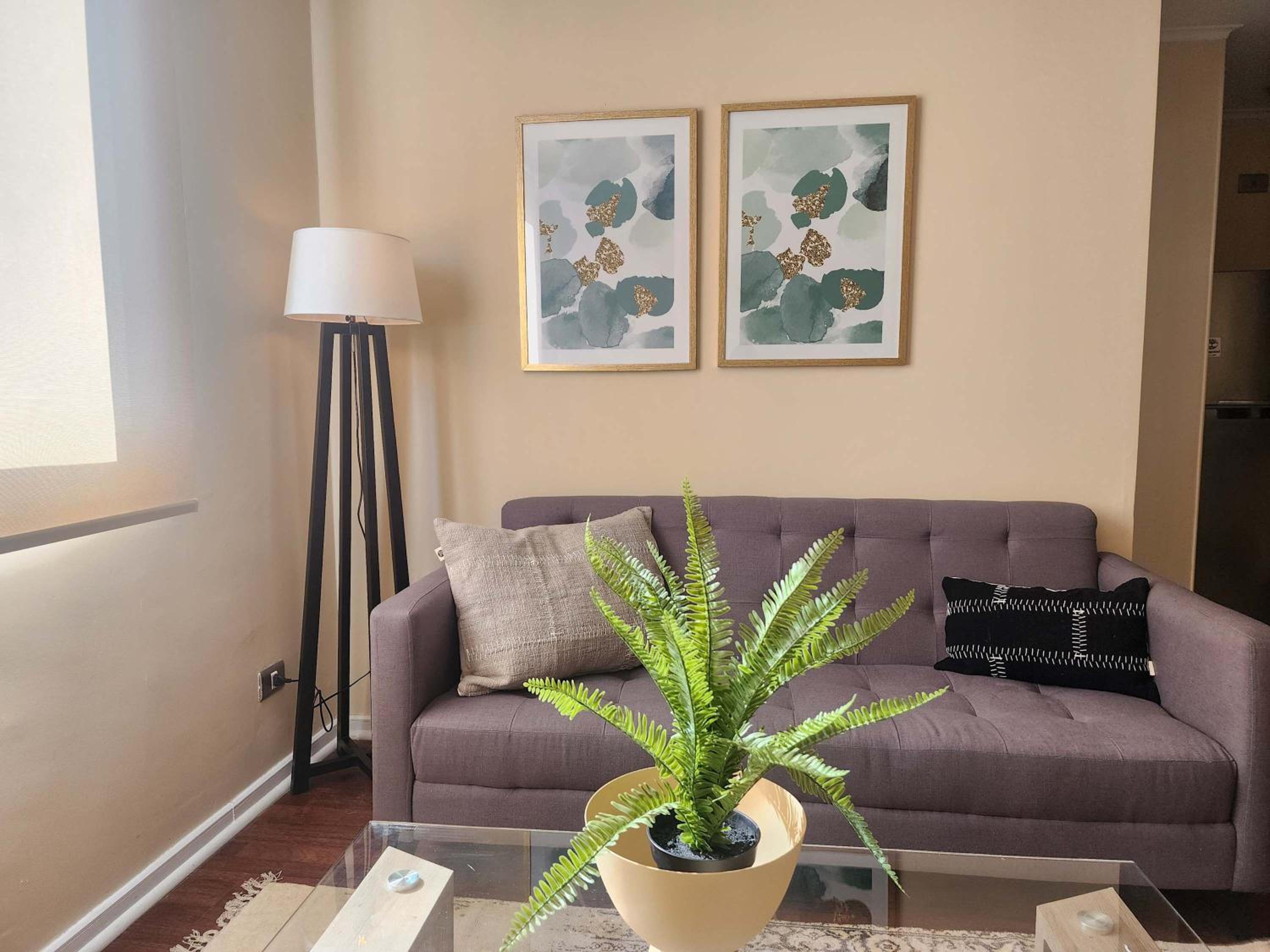 HOM I Comodo Departamento 3PAX 2D1B Calle Merced Stgo