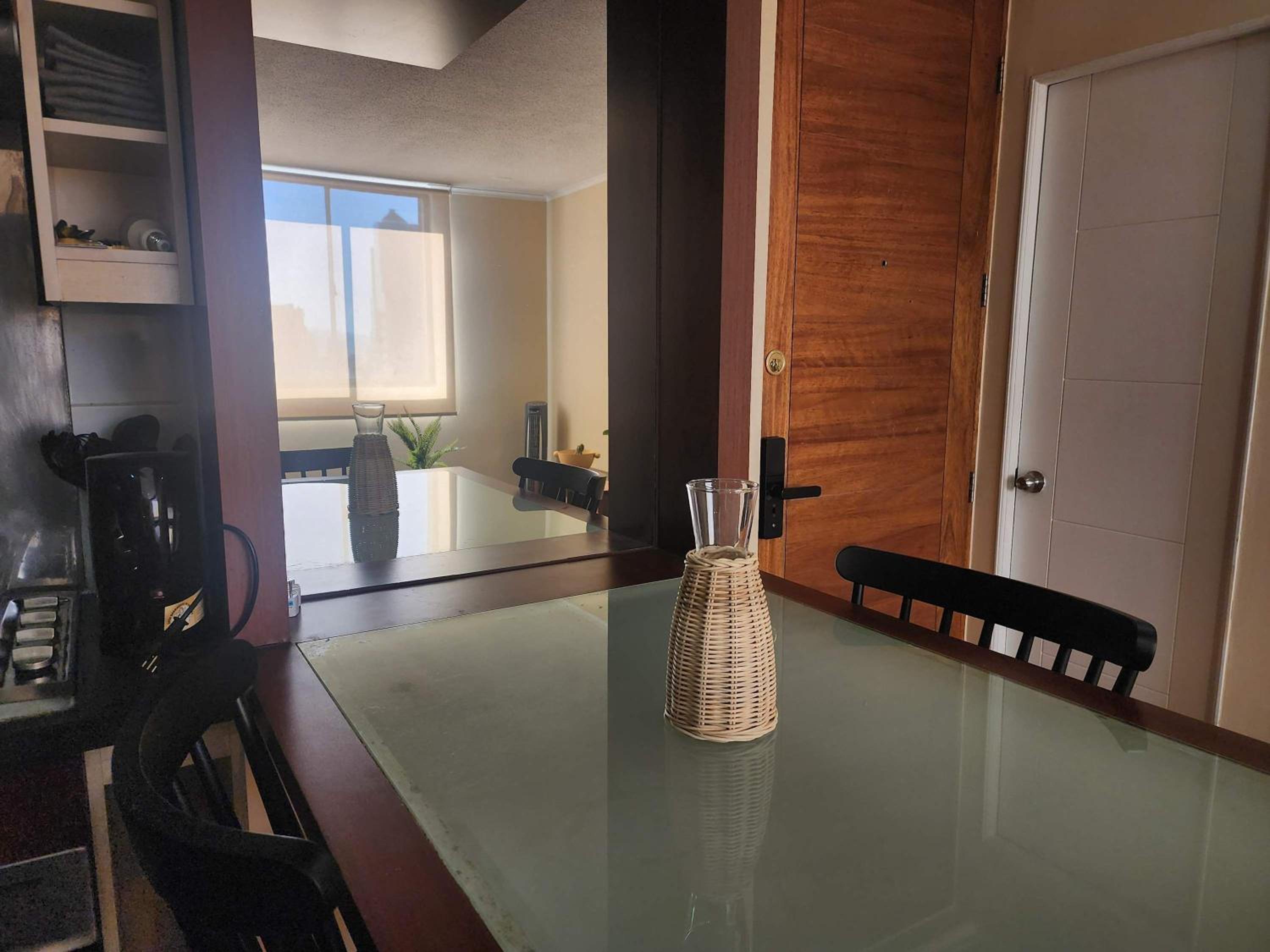HOM I Comodo Departamento 3PAX 2D1B Calle Merced Stgo