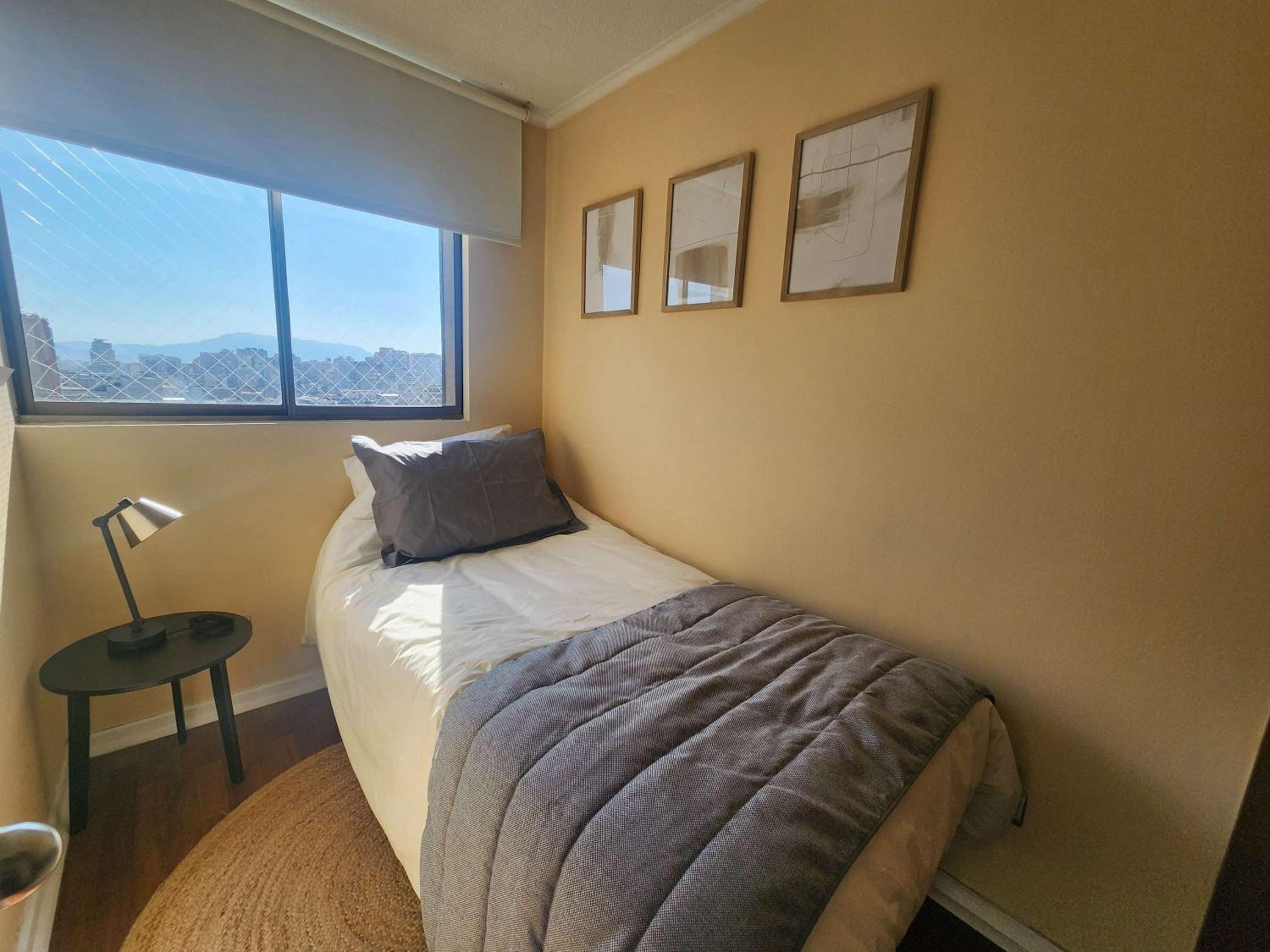 HOM I Comodo Departamento 3PAX 2D1B Calle Merced Stgo
