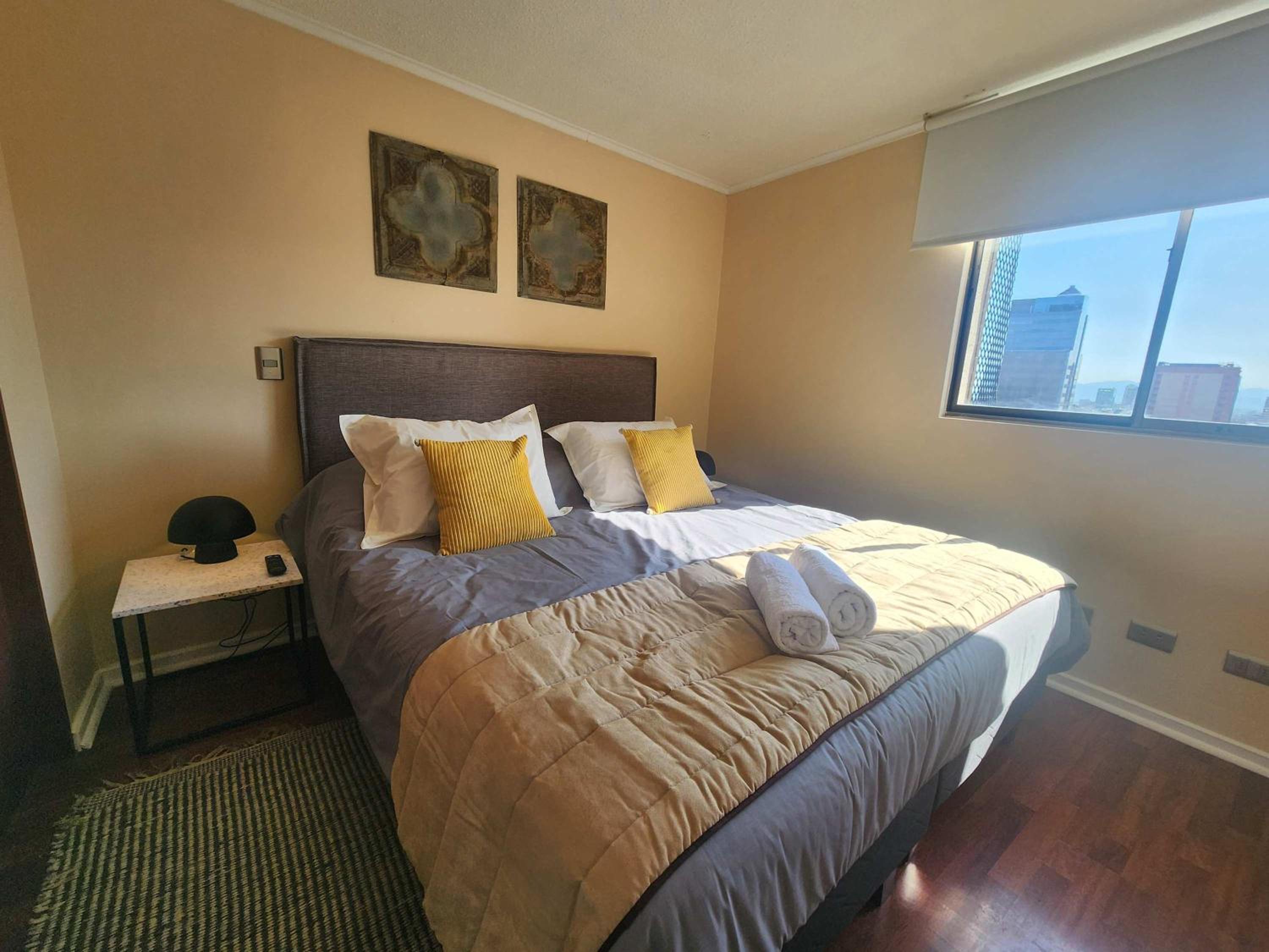 HOM I Comodo Departamento 3PAX 2D1B Calle Merced Stgo