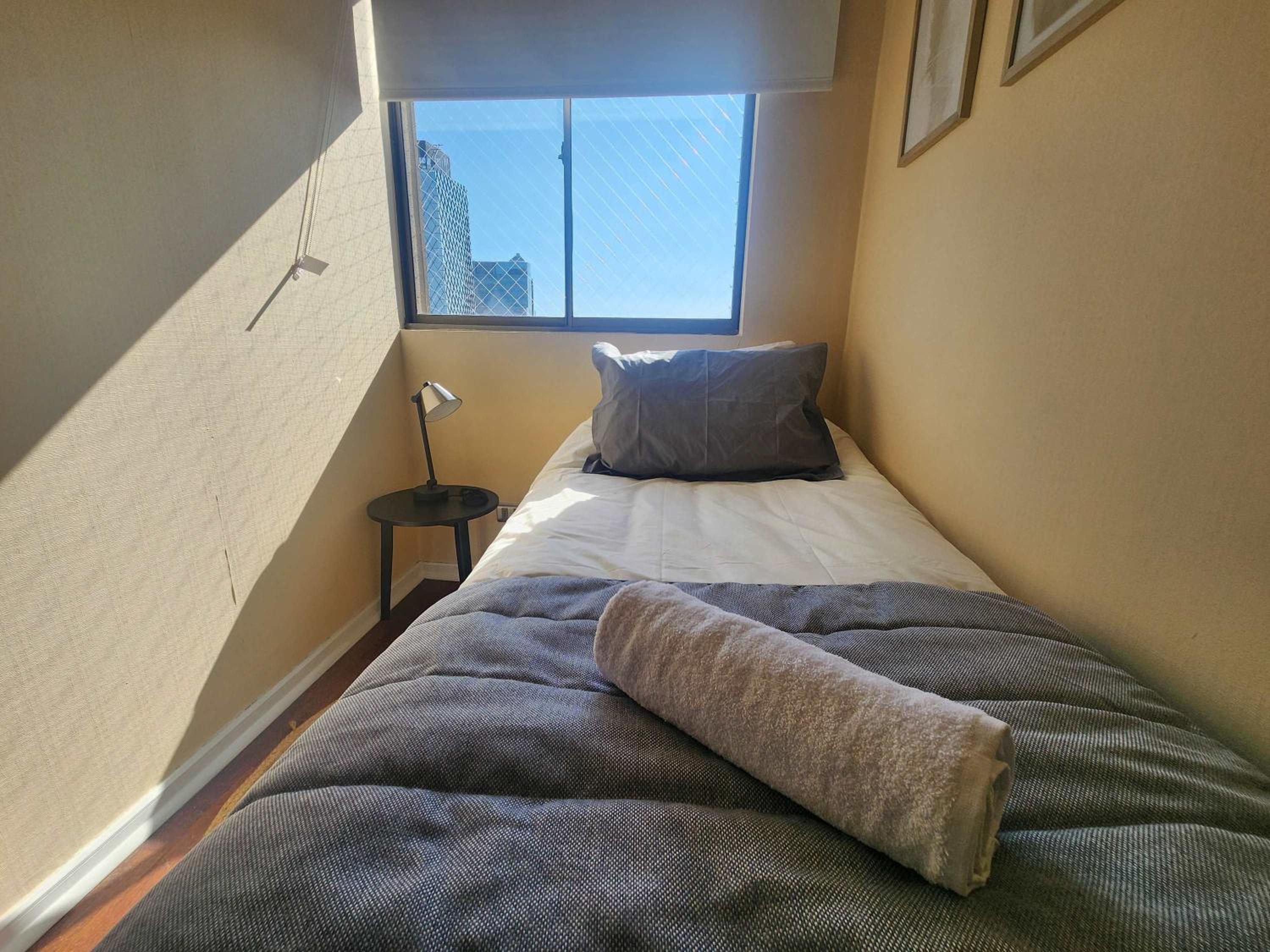 HOM I Comodo Departamento 3PAX 2D1B Calle Merced Stgo