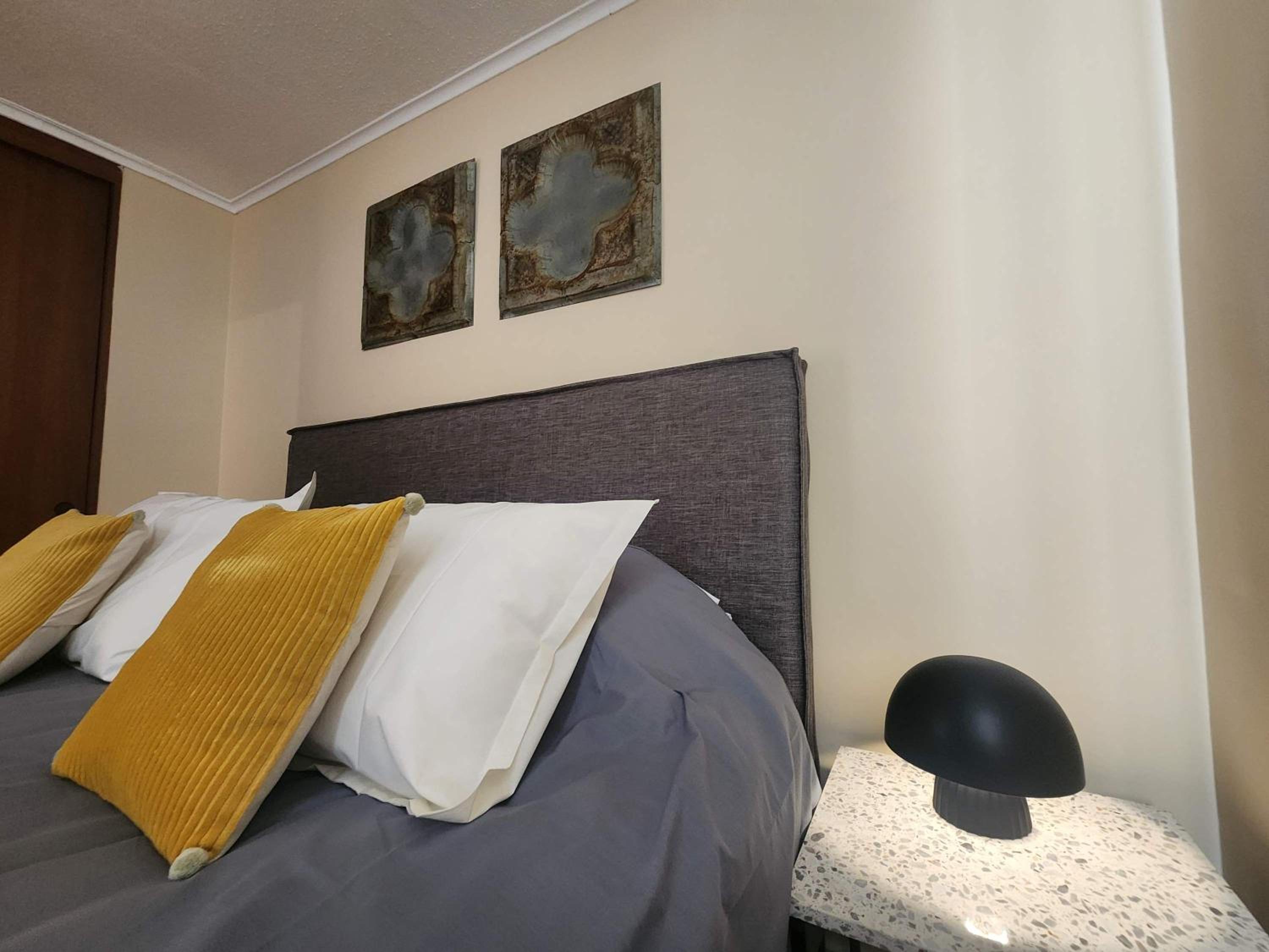 HOM I Comodo Departamento 3PAX 2D1B Calle Merced Stgo
