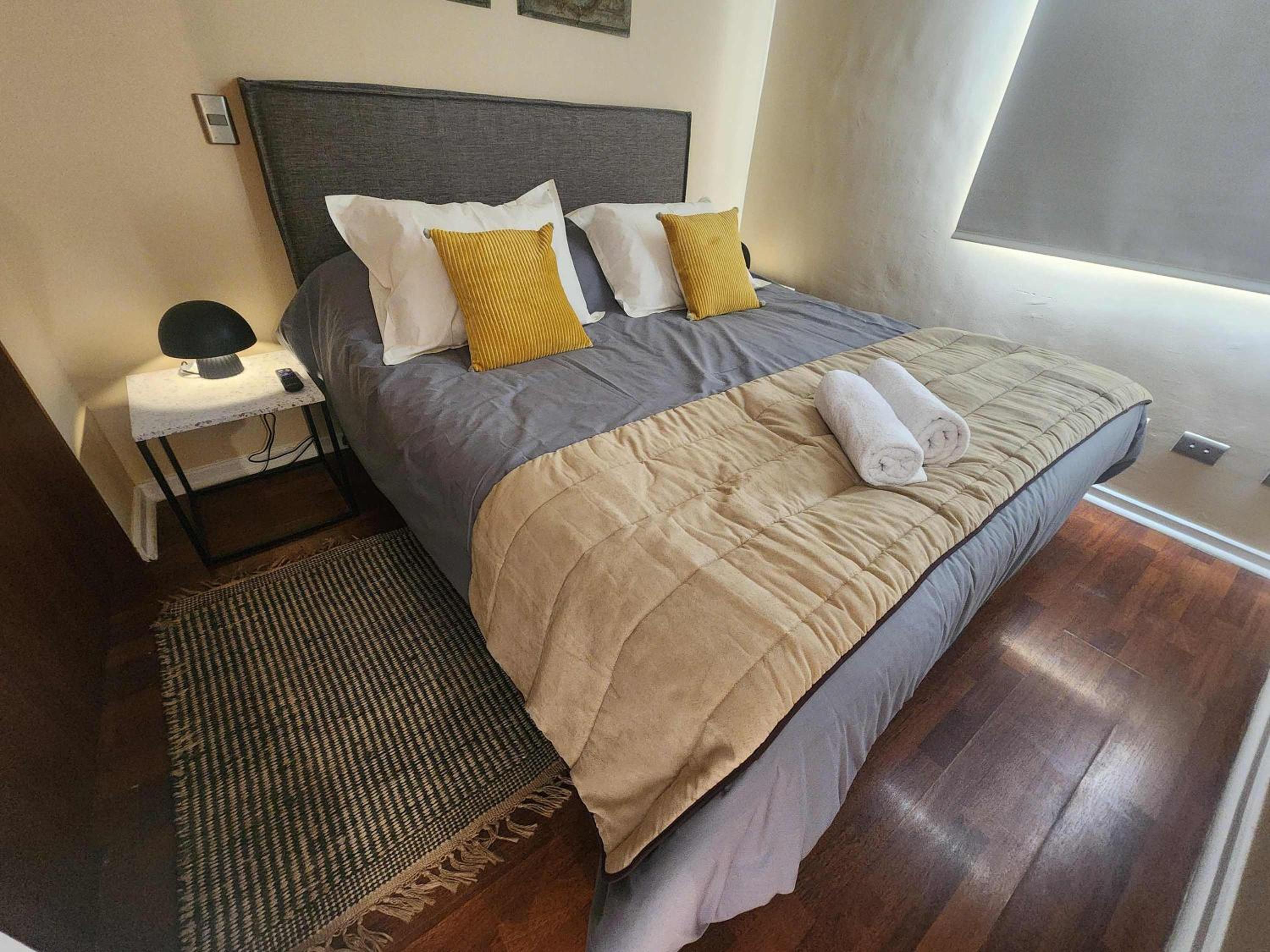 HOM I Comodo Departamento 3PAX 2D1B Calle Merced Stgo