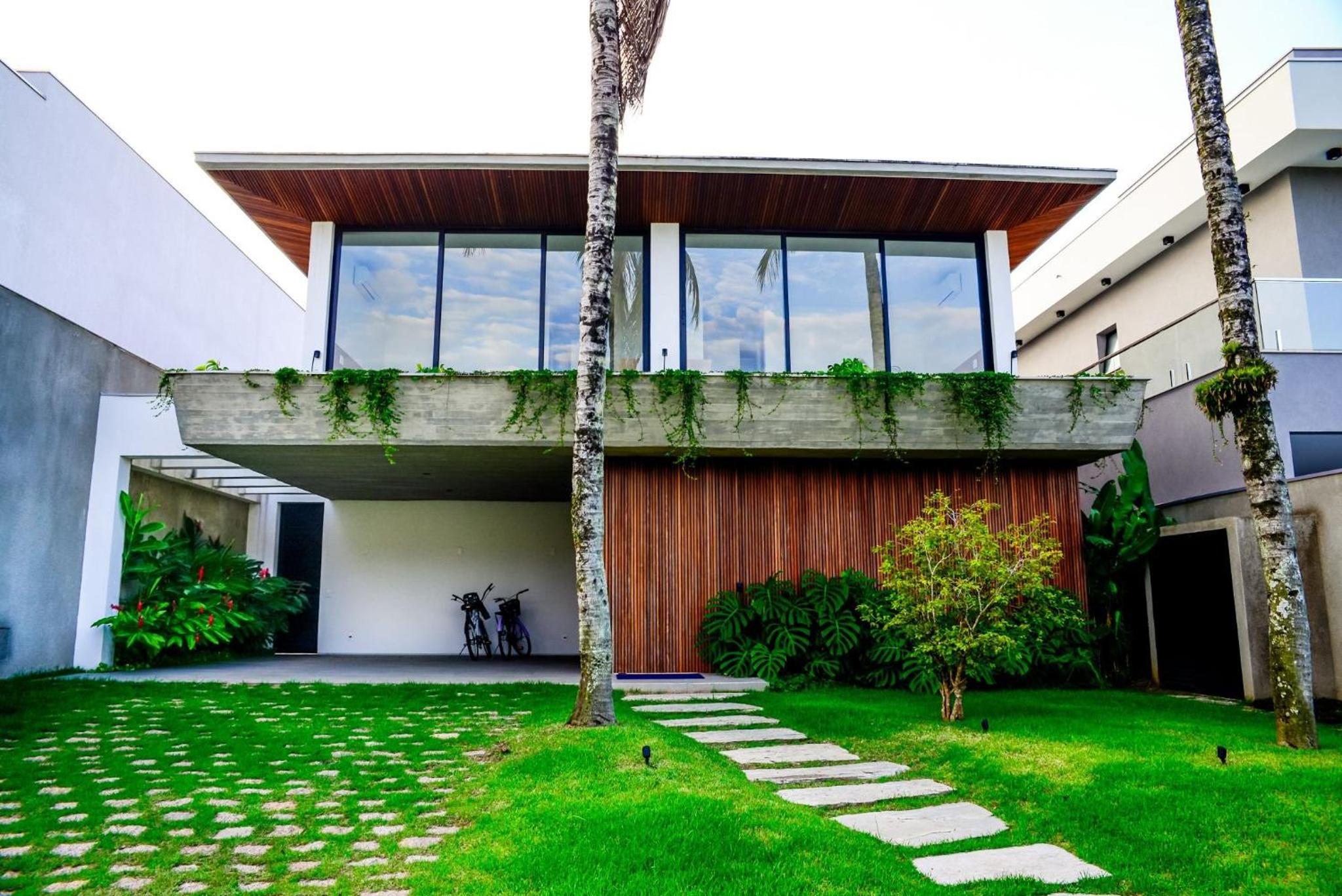 Casa de Cinema no Guarujá - Condomínio Acapulco