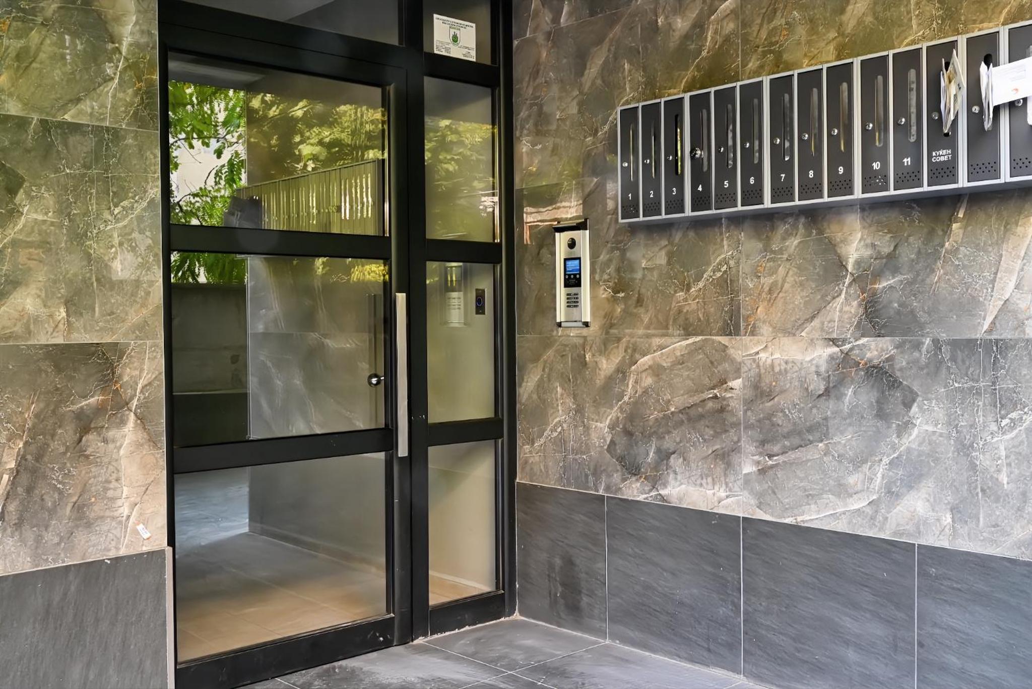 Central Studio Apartments in Debar Maalo