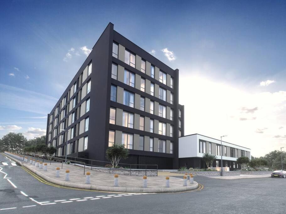 Luxury 1 Bedroom Bournville Apartment view 3