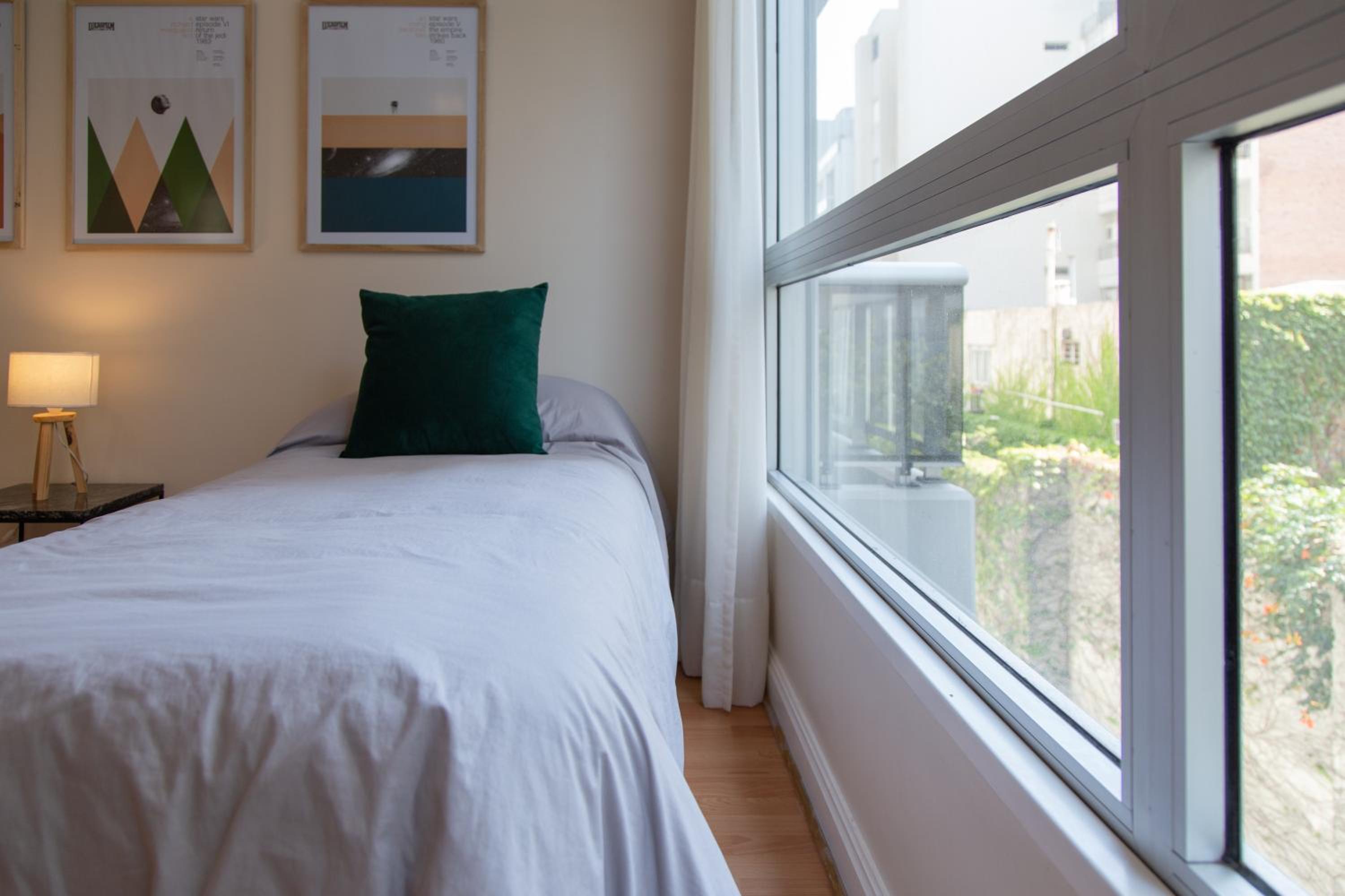 Pistacia Stunning Apartment