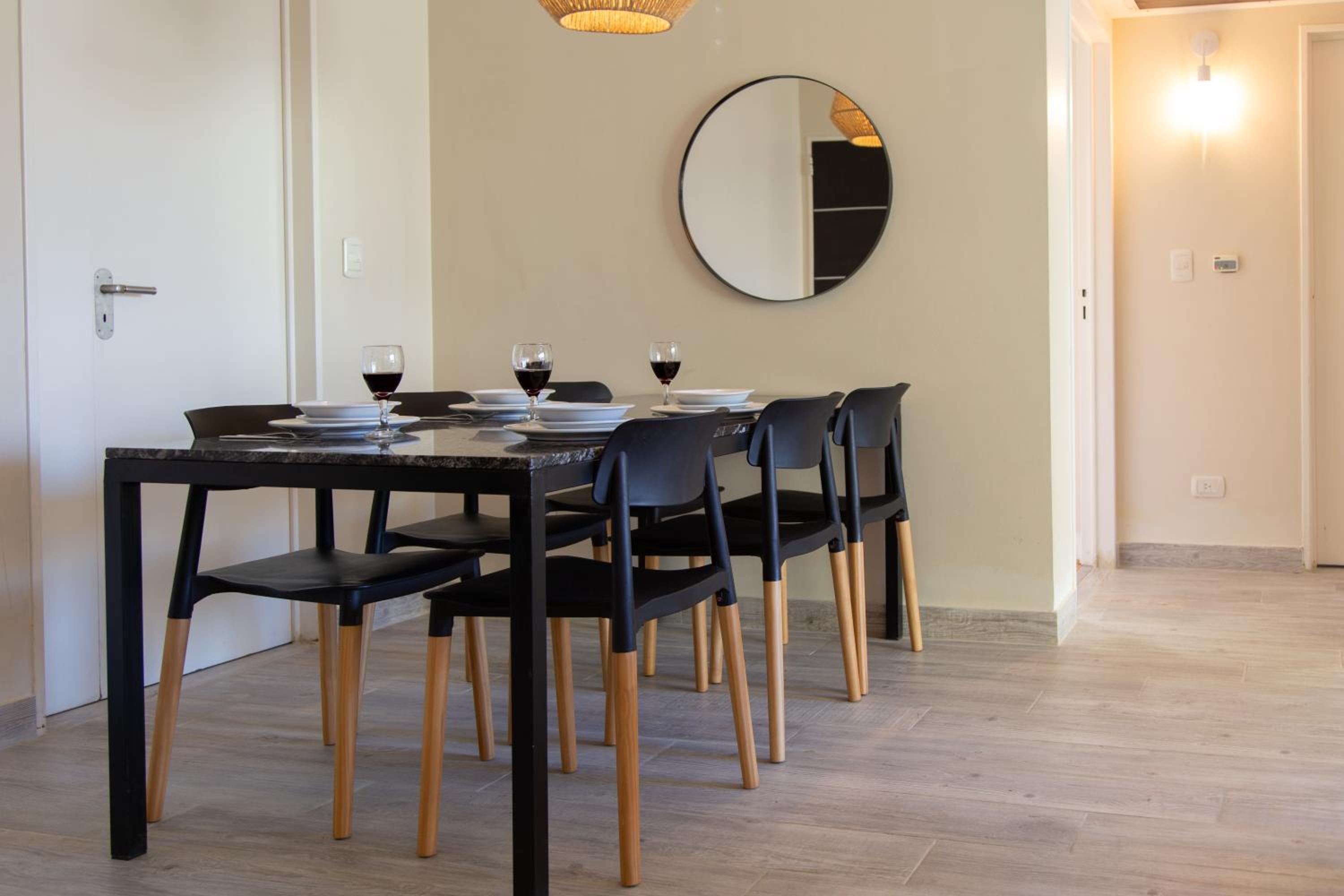 Pistacia Stunning Apartment