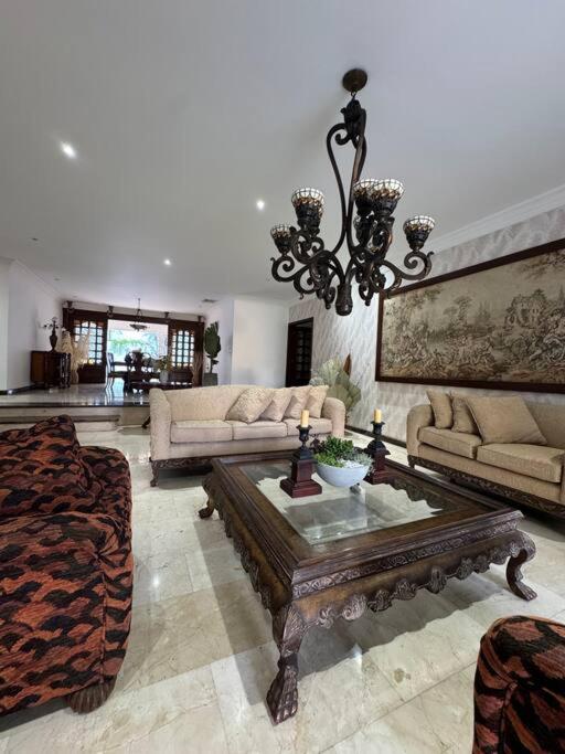 Casa Campestre en Cali Pance