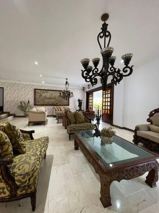 Casa Campestre en Cali Pance
