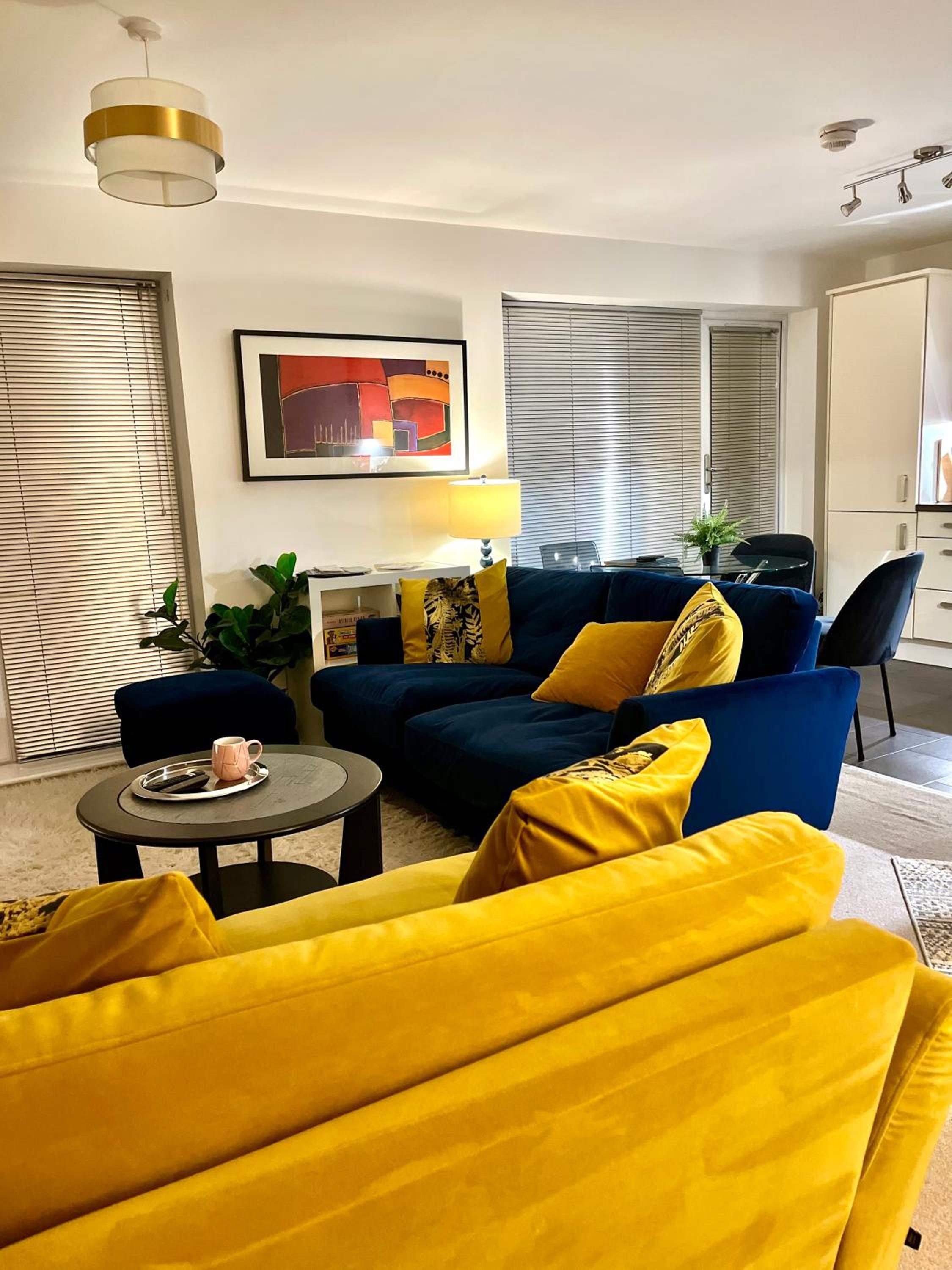 City Centre Chester Waterways Apartment view 2