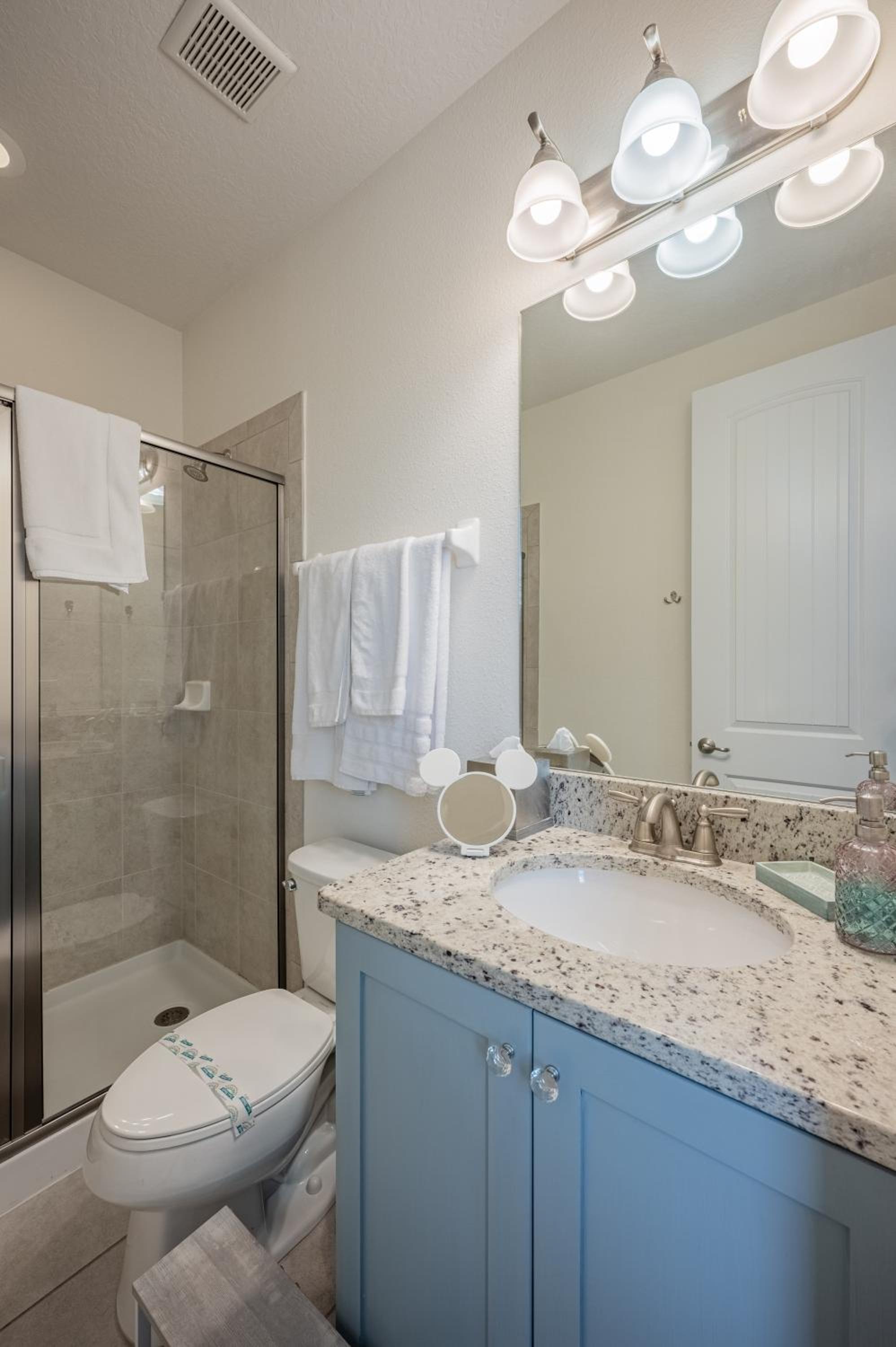 Luxury 5BR Villa, Pool Spa, 15min Disney