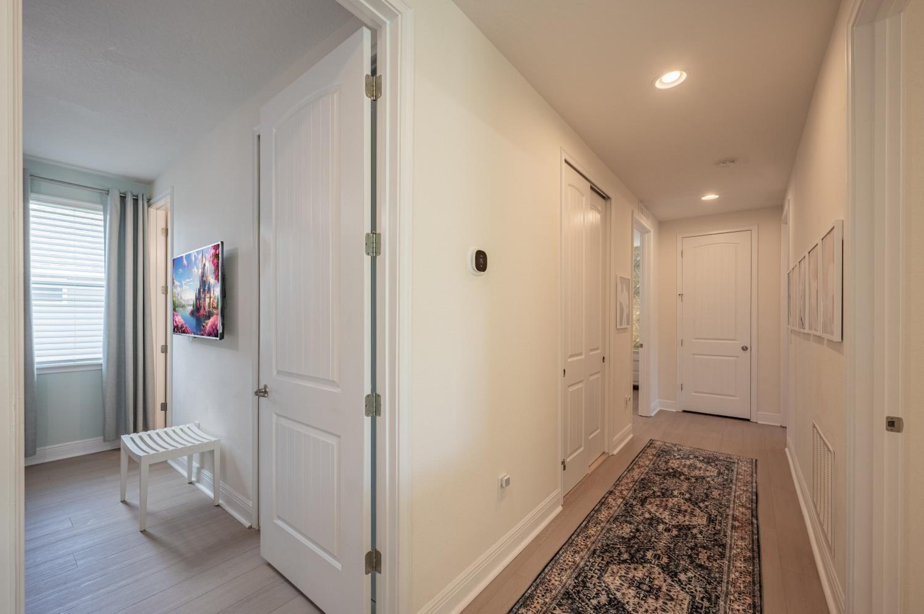 Luxury 5BR Villa, Pool Spa, 15min Disney