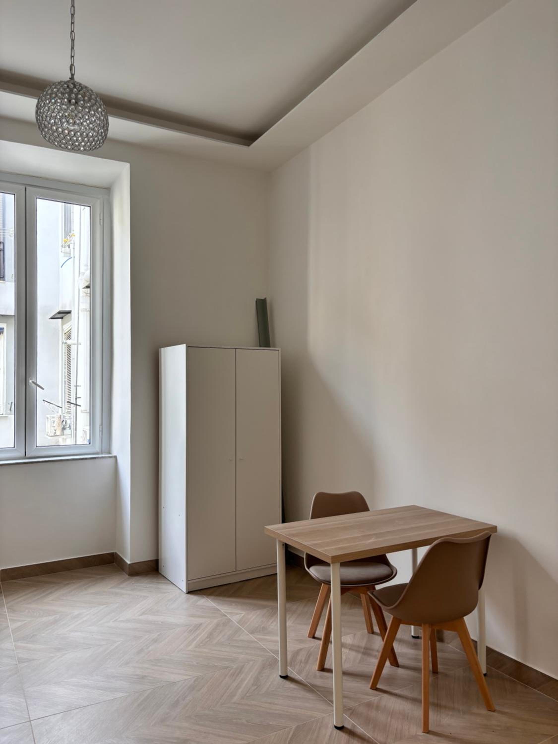 Essentia Home