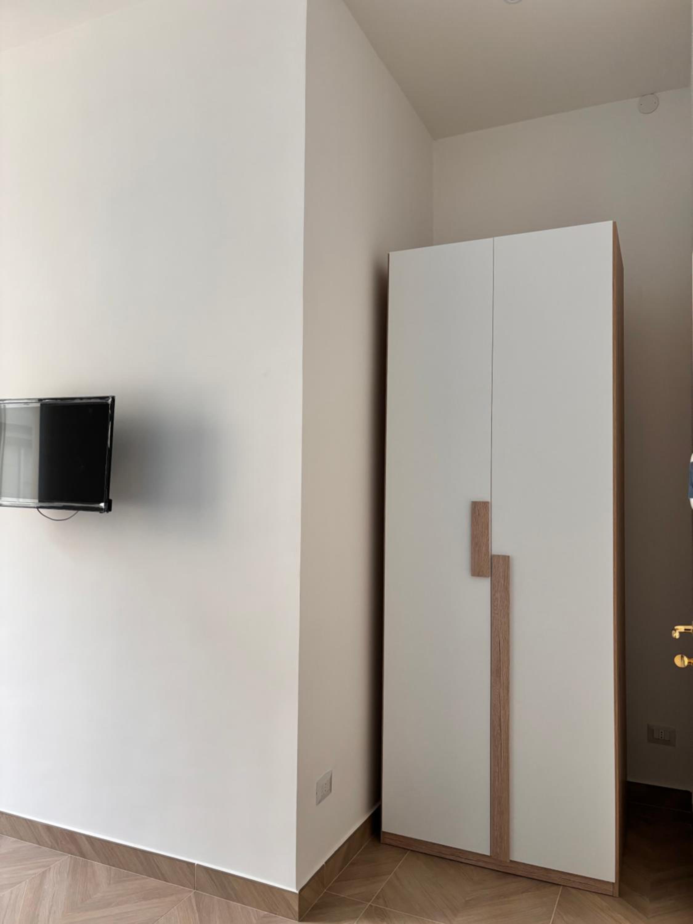 Essentia Home