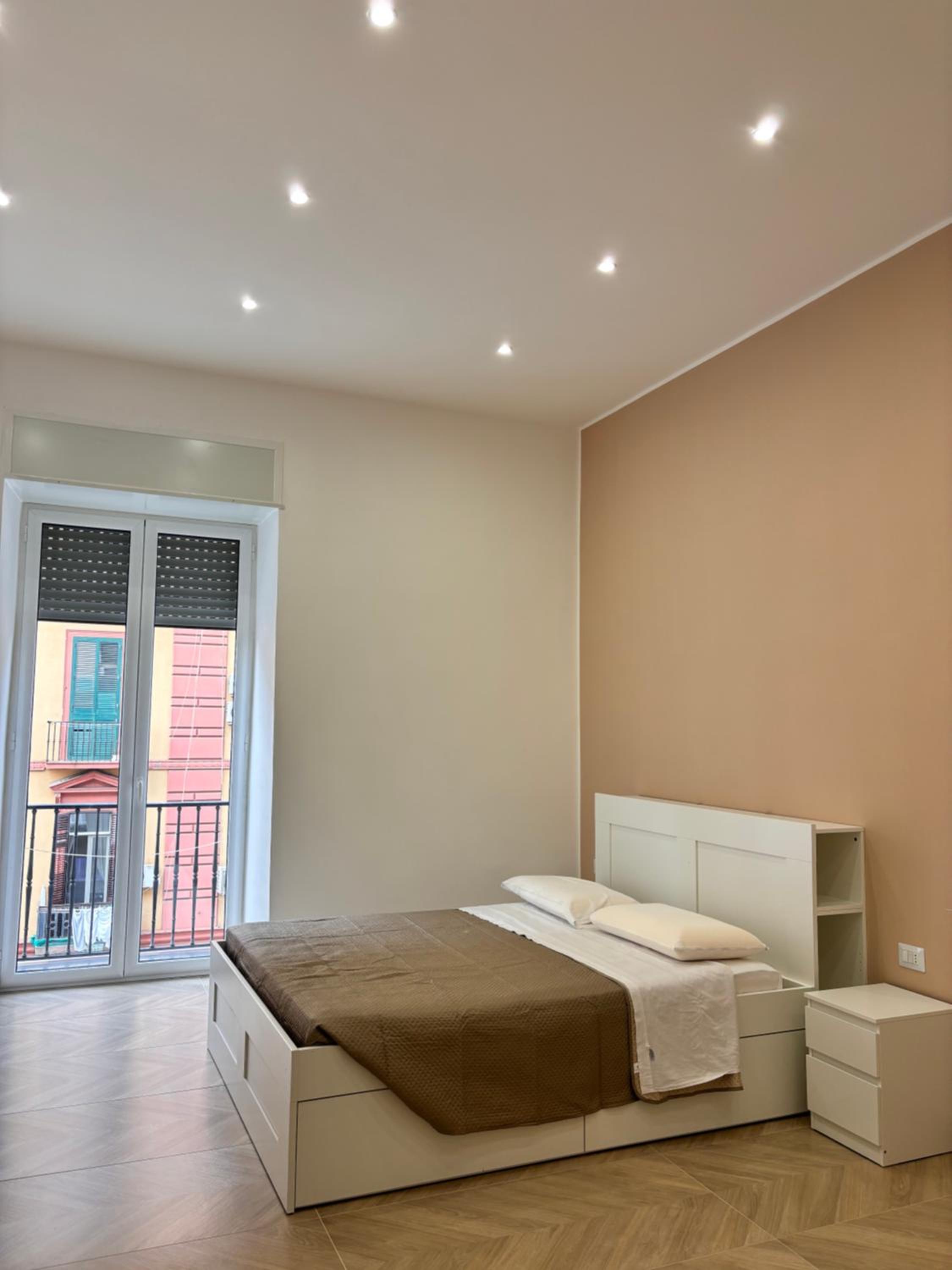Essentia Home
