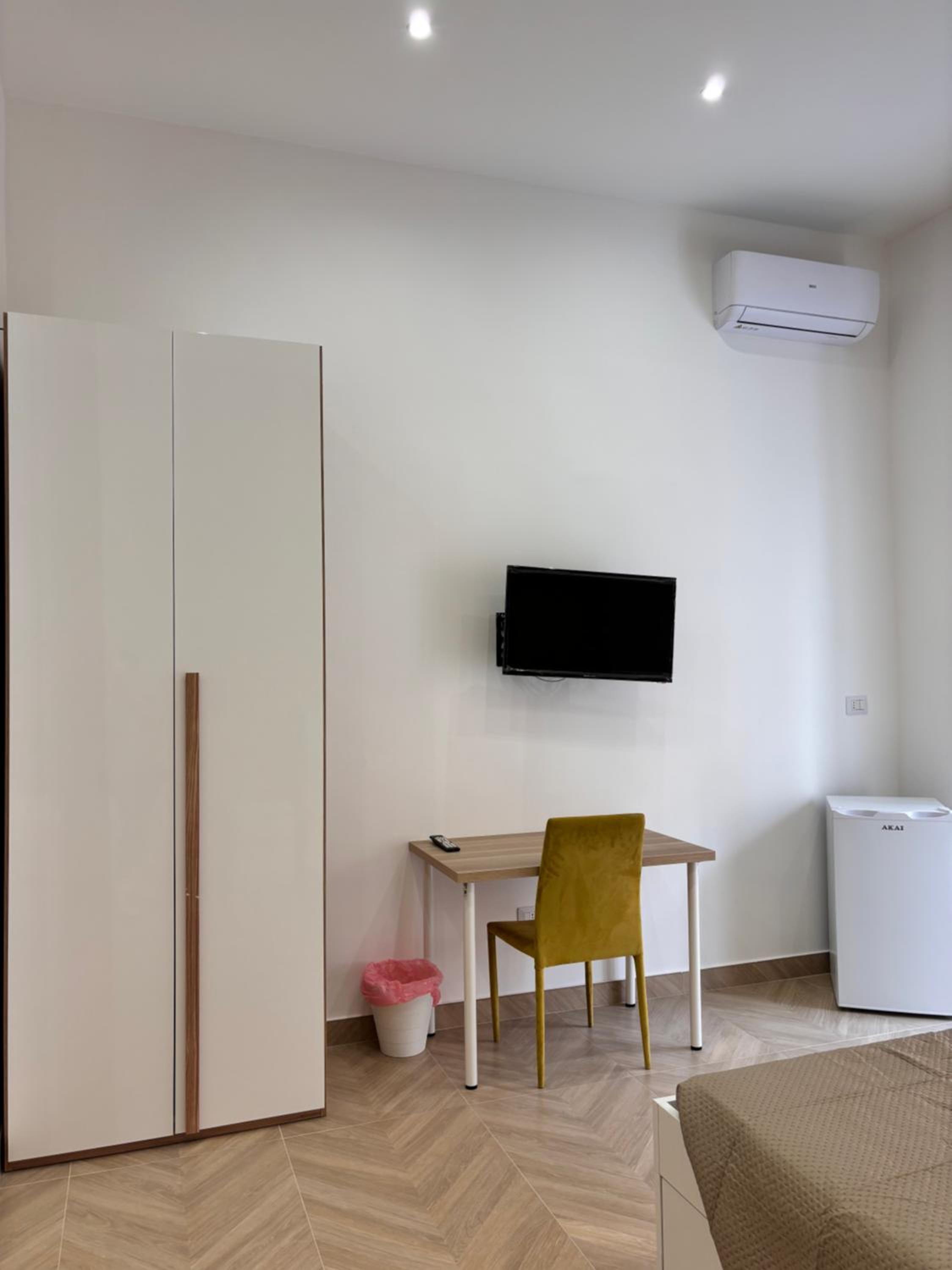 Essentia Home