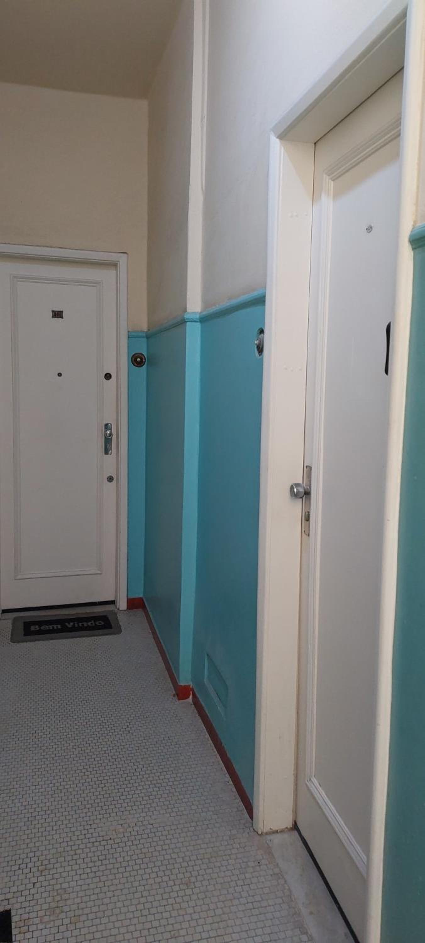 Lugar ideal Copacabana quarto, sala e lavanderia
