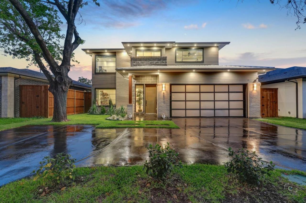 New! The Sunset Villa, Modern Luxury in Dallas in Dallas, US