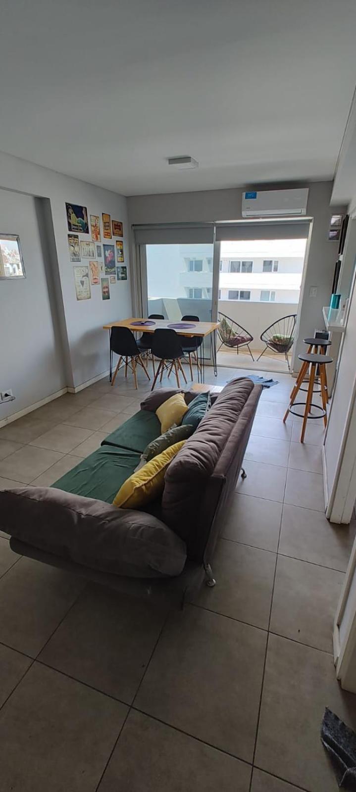 Departamento con seguridad 24hs, gym y pileta!