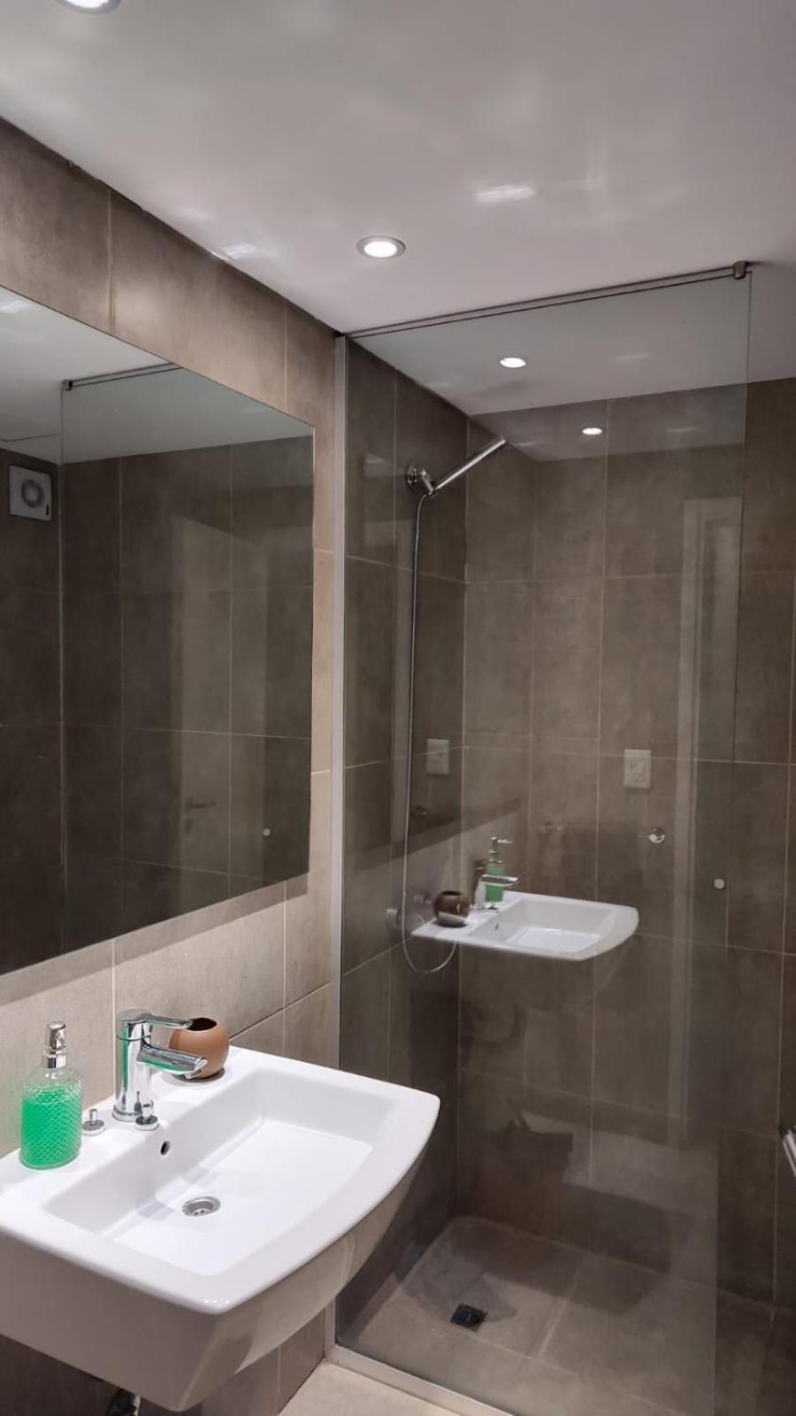 Departamento con seguridad 24hs, gym y pileta!