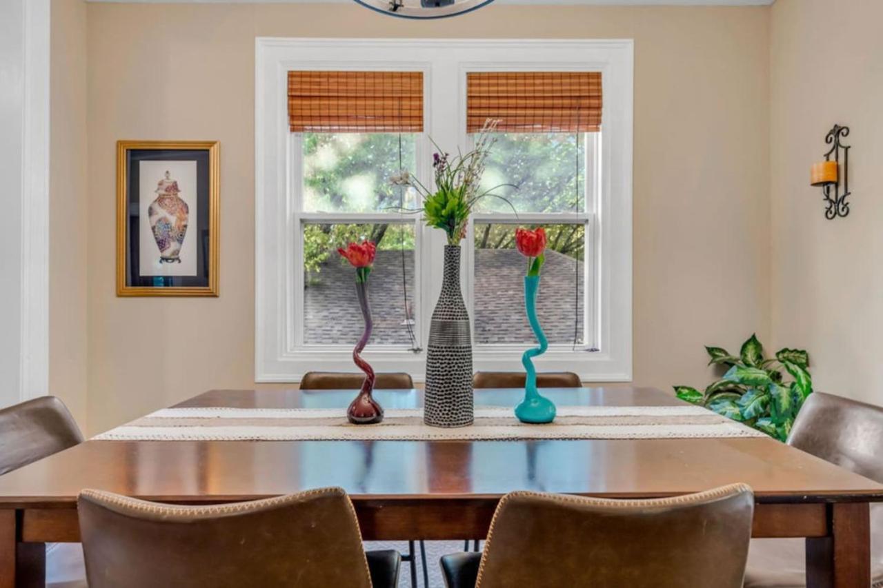 NEW The Wycliff House. Oak Lawn Walkers Paradise view 3