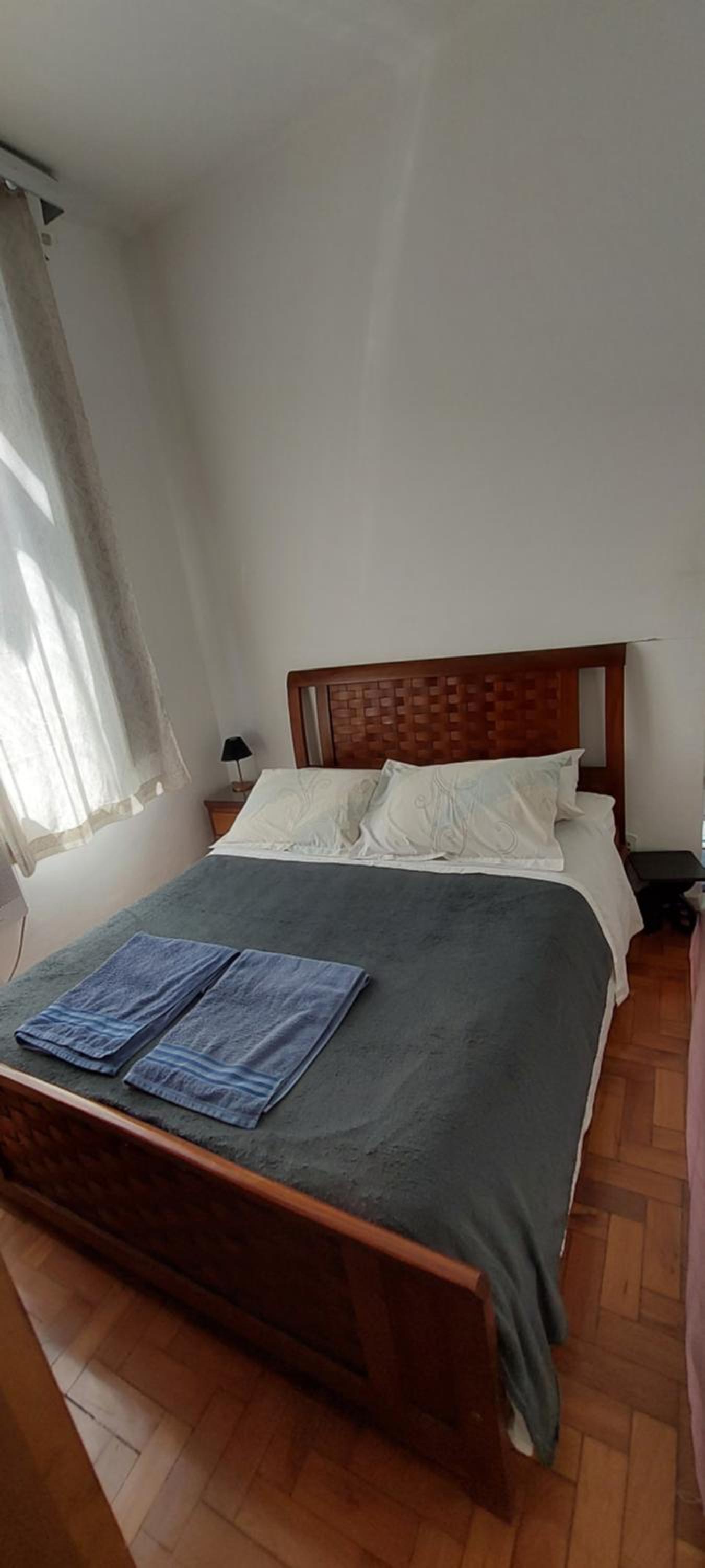 Lugar ideal Copacabana quarto, sala e lavanderia