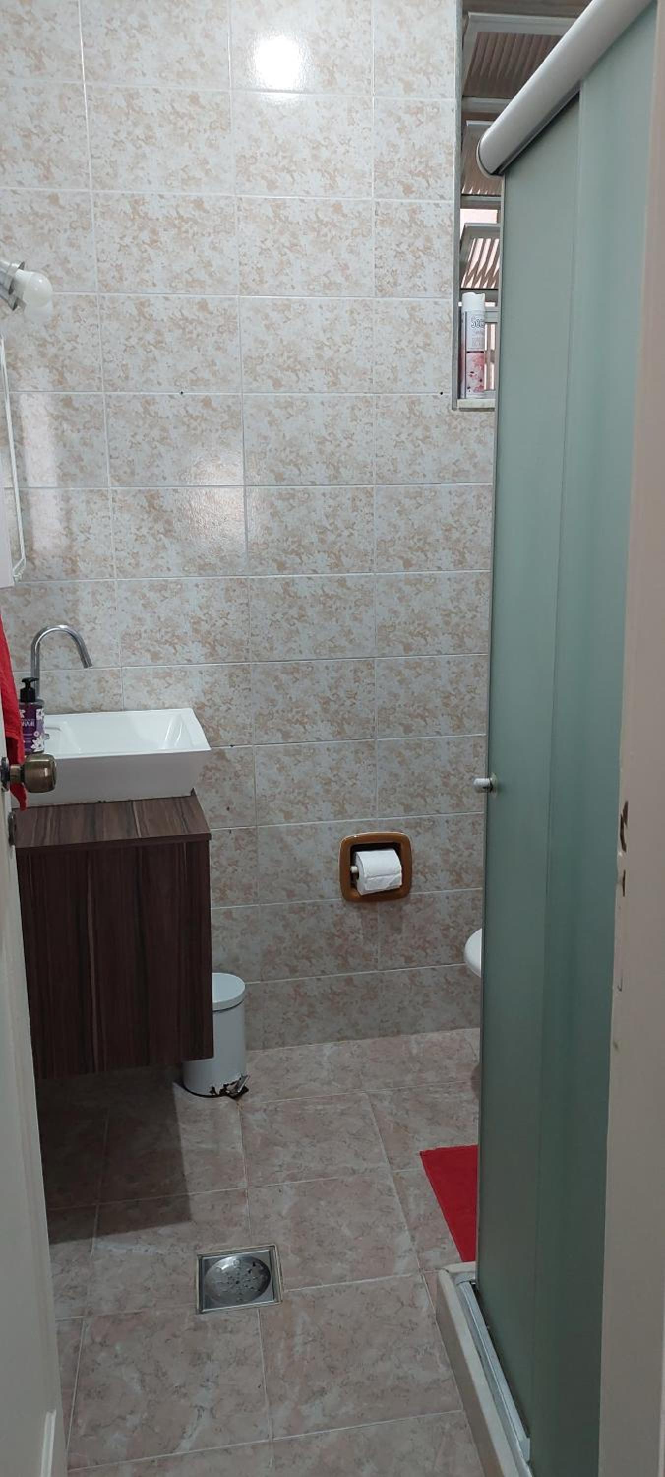 Lugar ideal Copacabana quarto, sala e lavanderia