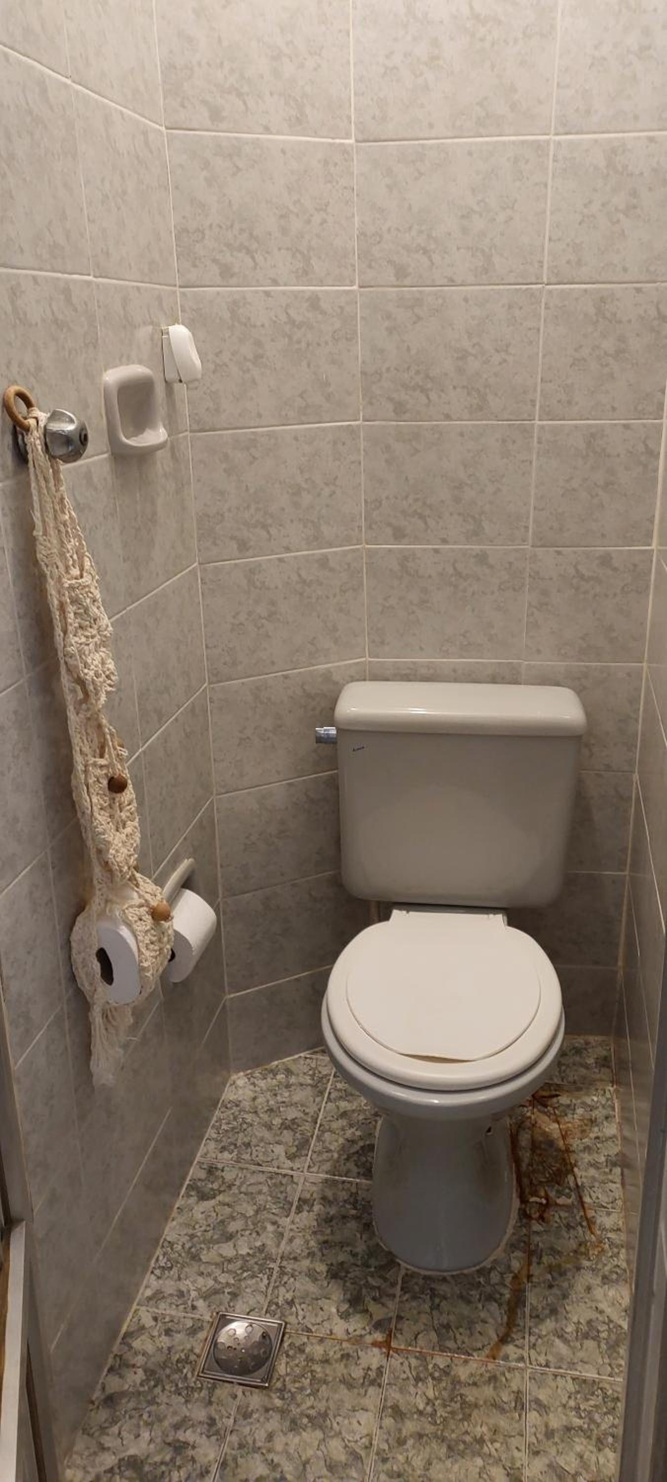 Lugar ideal Copacabana quarto, sala e lavanderia