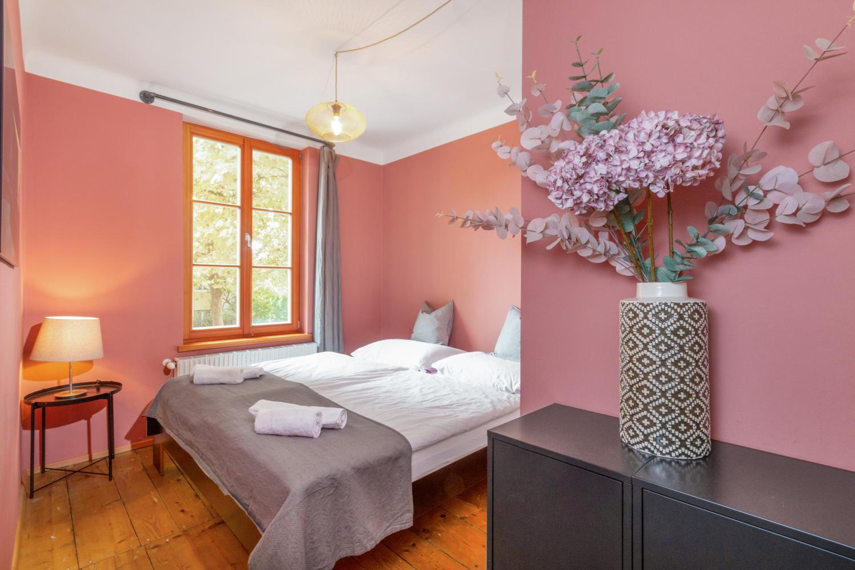 City-Loft in Villa 100und10 - Charmantes Dachstudio beim Lendkanal