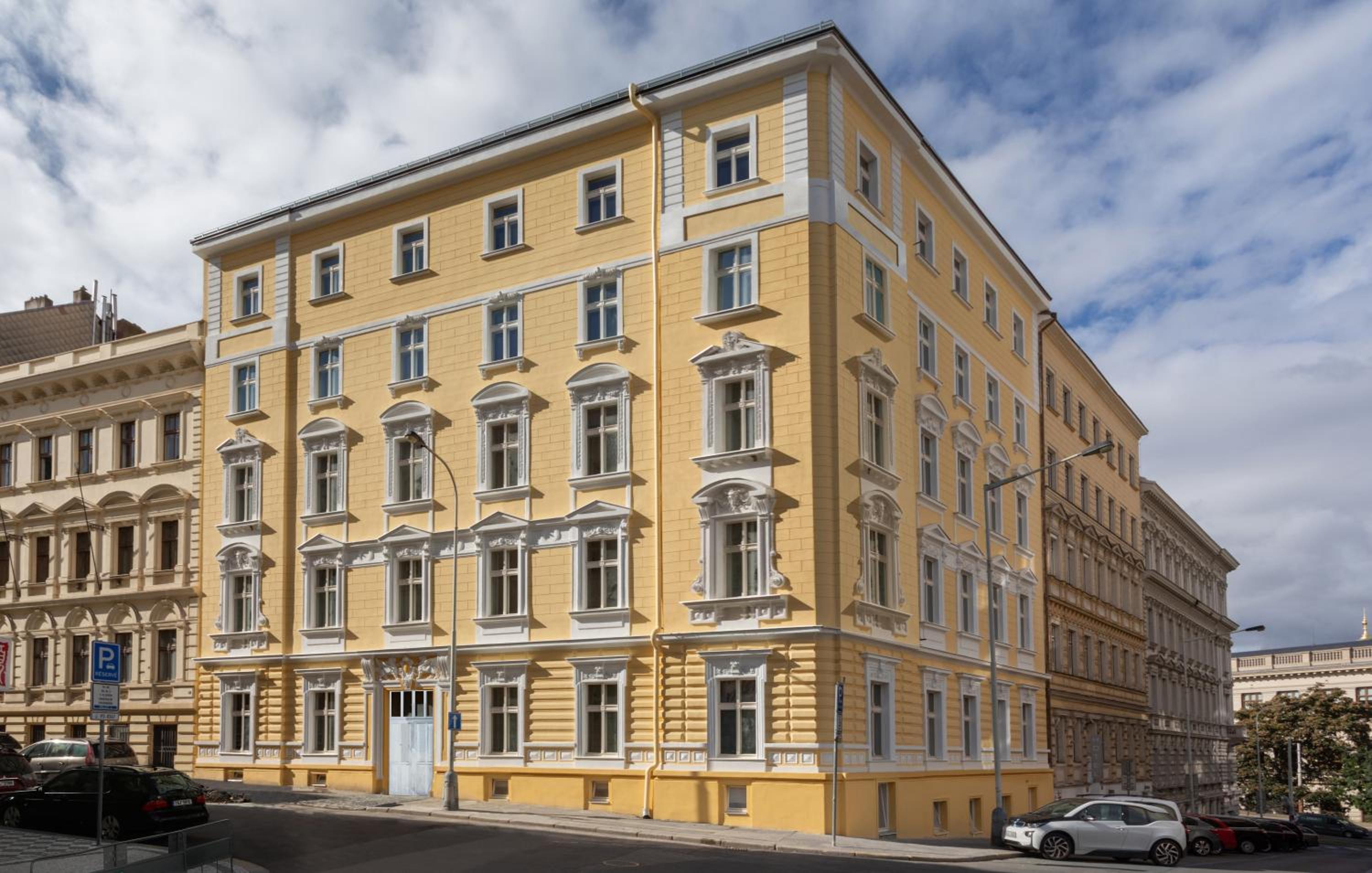 Angelo Roma - Modern Apartment by Wenceslas Square