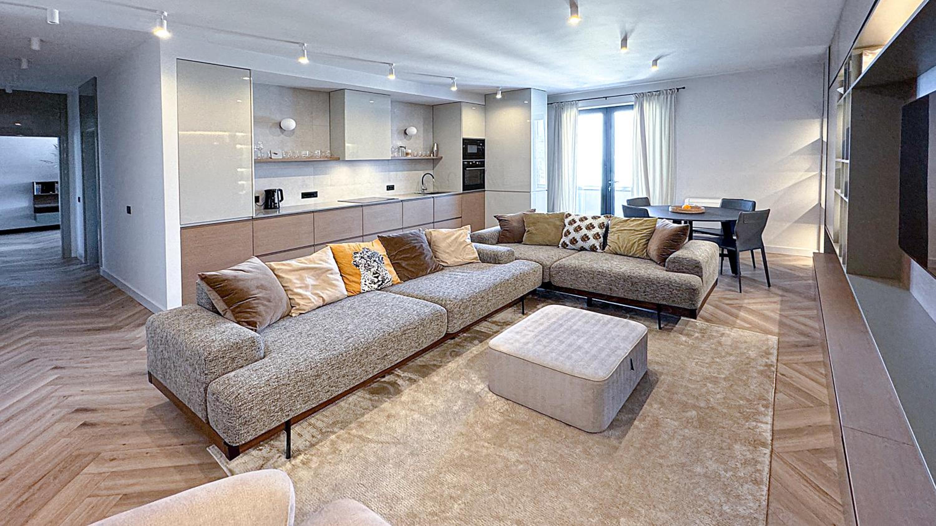 Luxury Apartment - Sea View