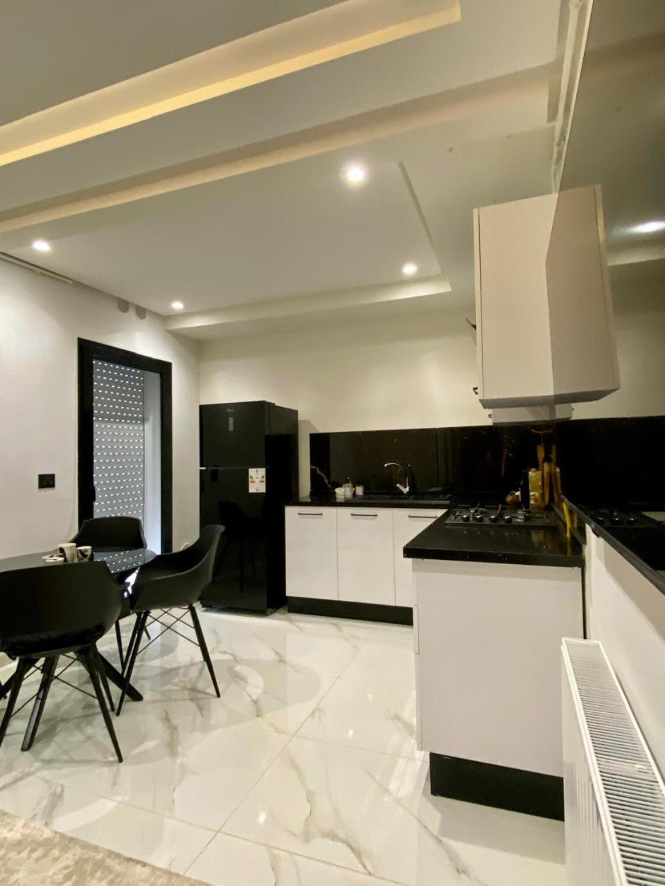 Pleasant Home view 3