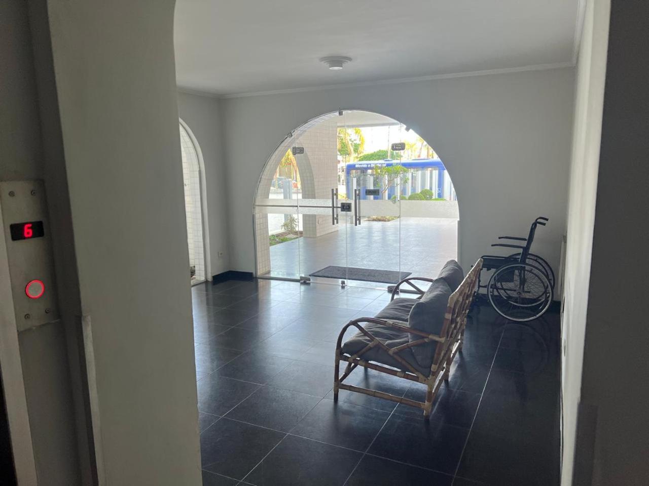 Apartamento beira mar