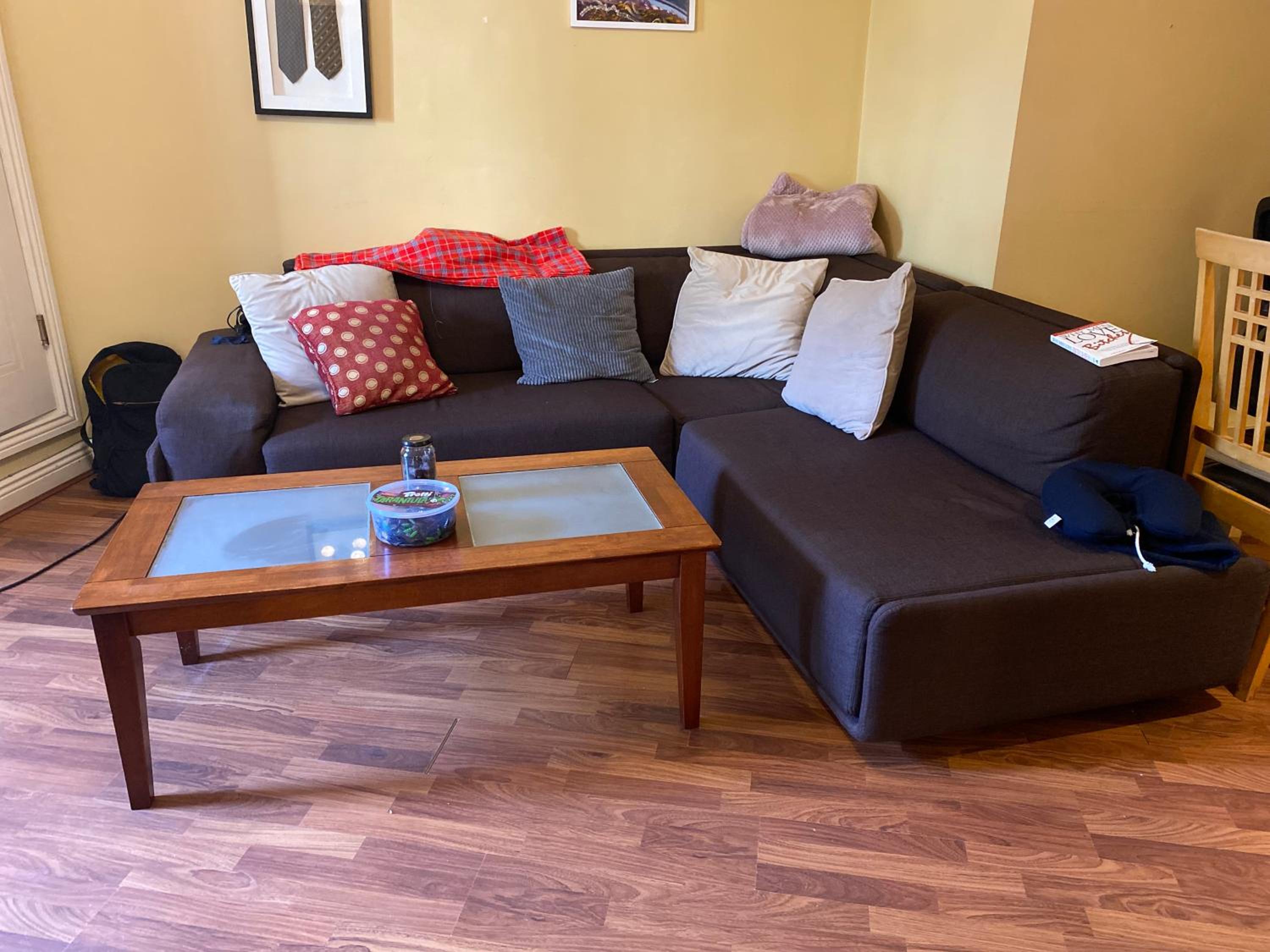 Comfy Apartment near Dublin Airport with FREE PARKING