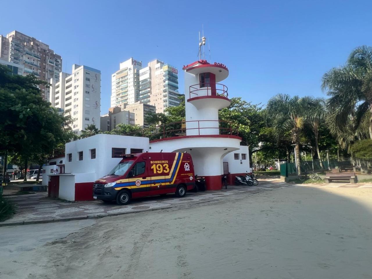 Apartamento beira mar