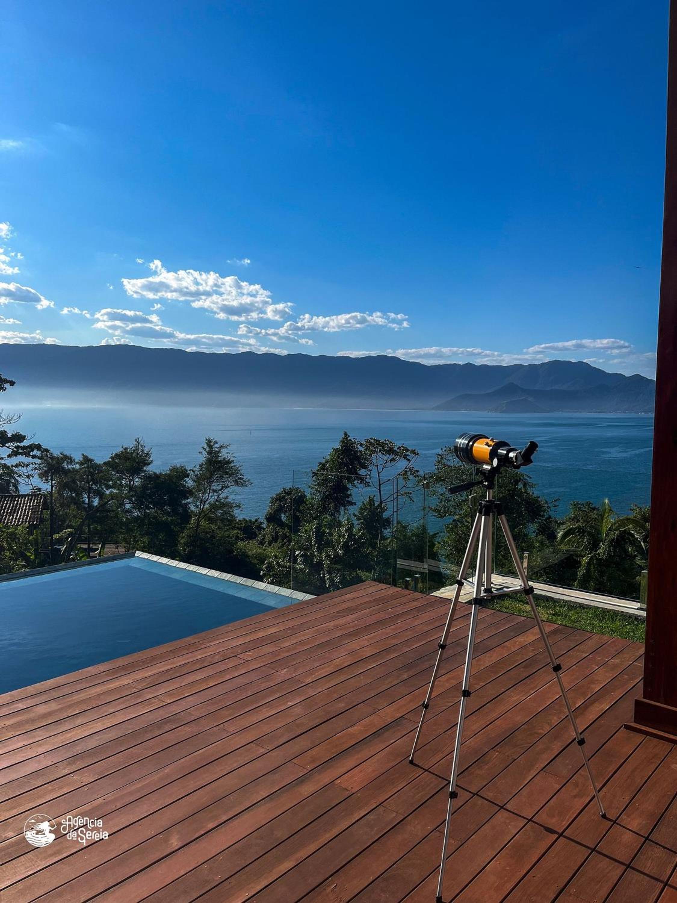 Casa com vista-mar e temporada baleias em Ilhabela