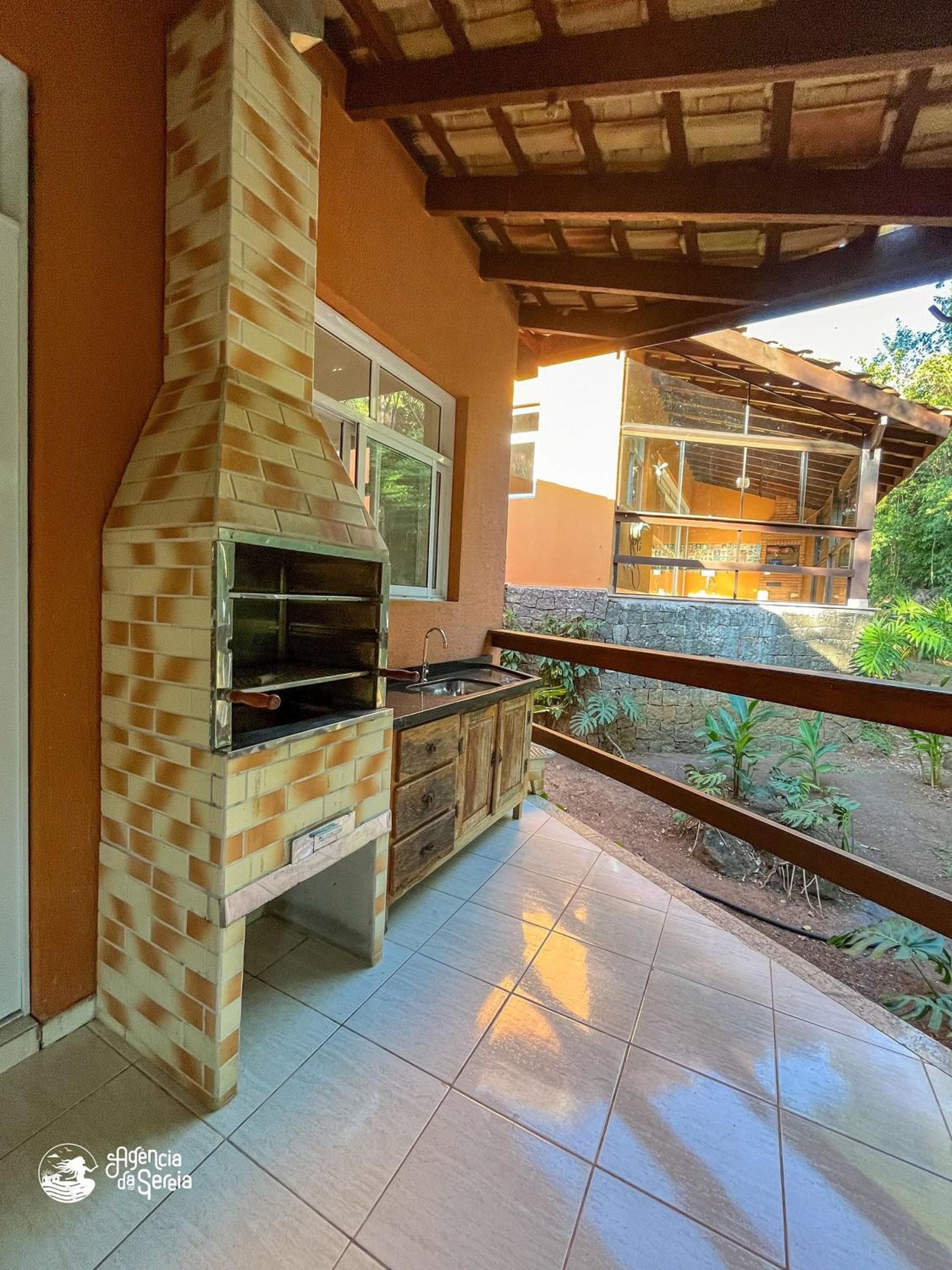 Casa charmosa em condomínio no Sul de Ilhabela