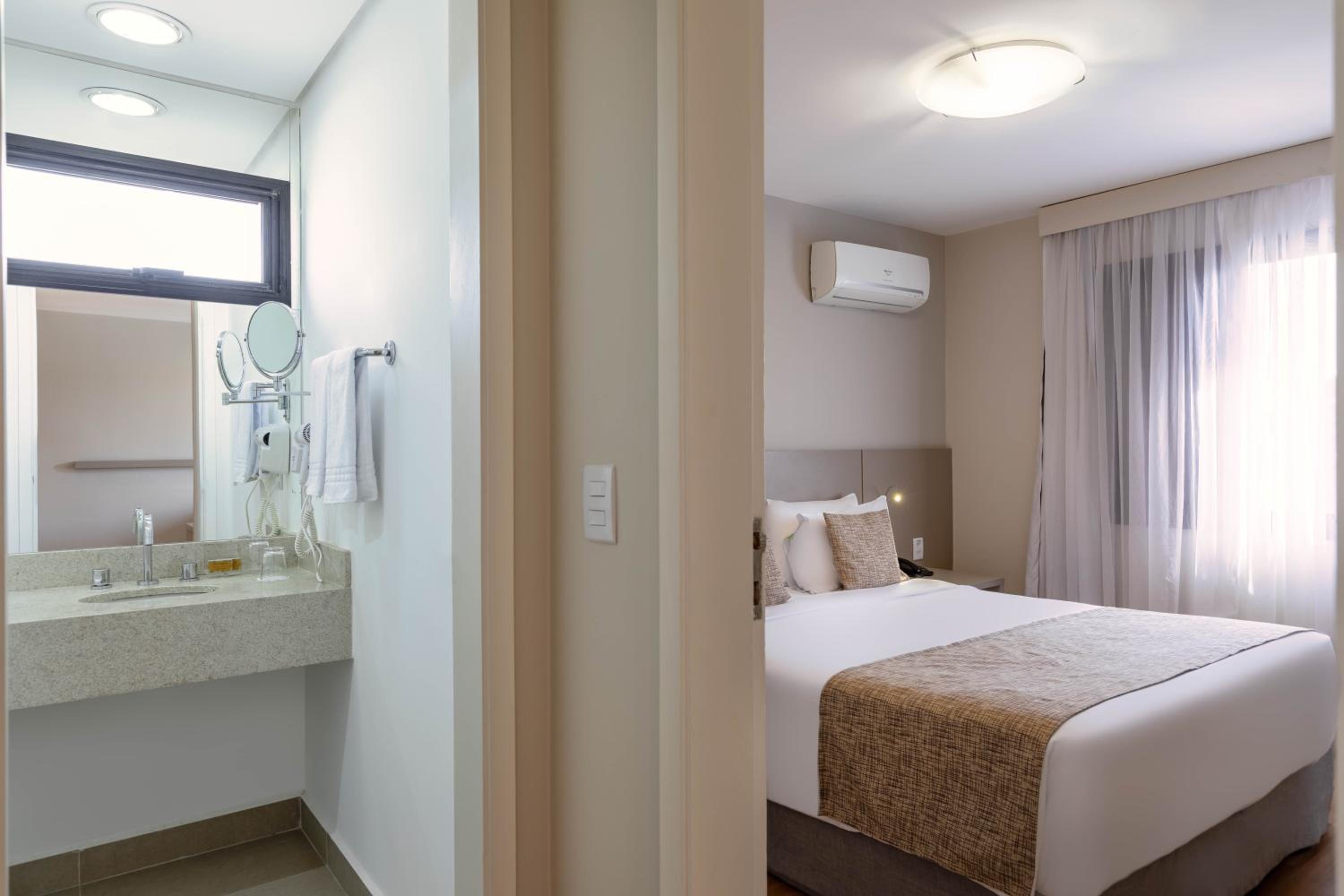 Mercure Sao Paulo Moema Hotel