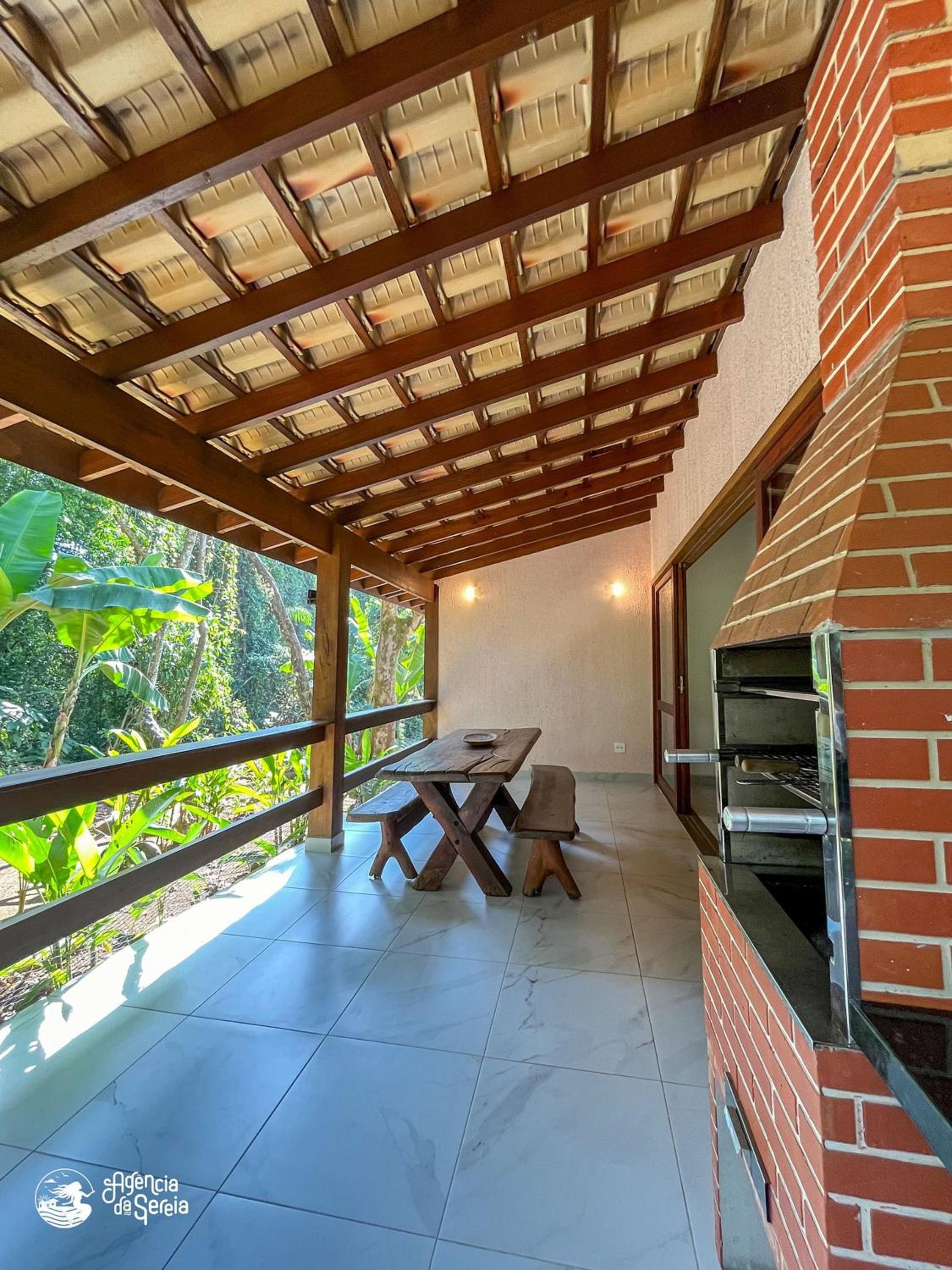 Linda casa perto da praia das Conchas em llhabela