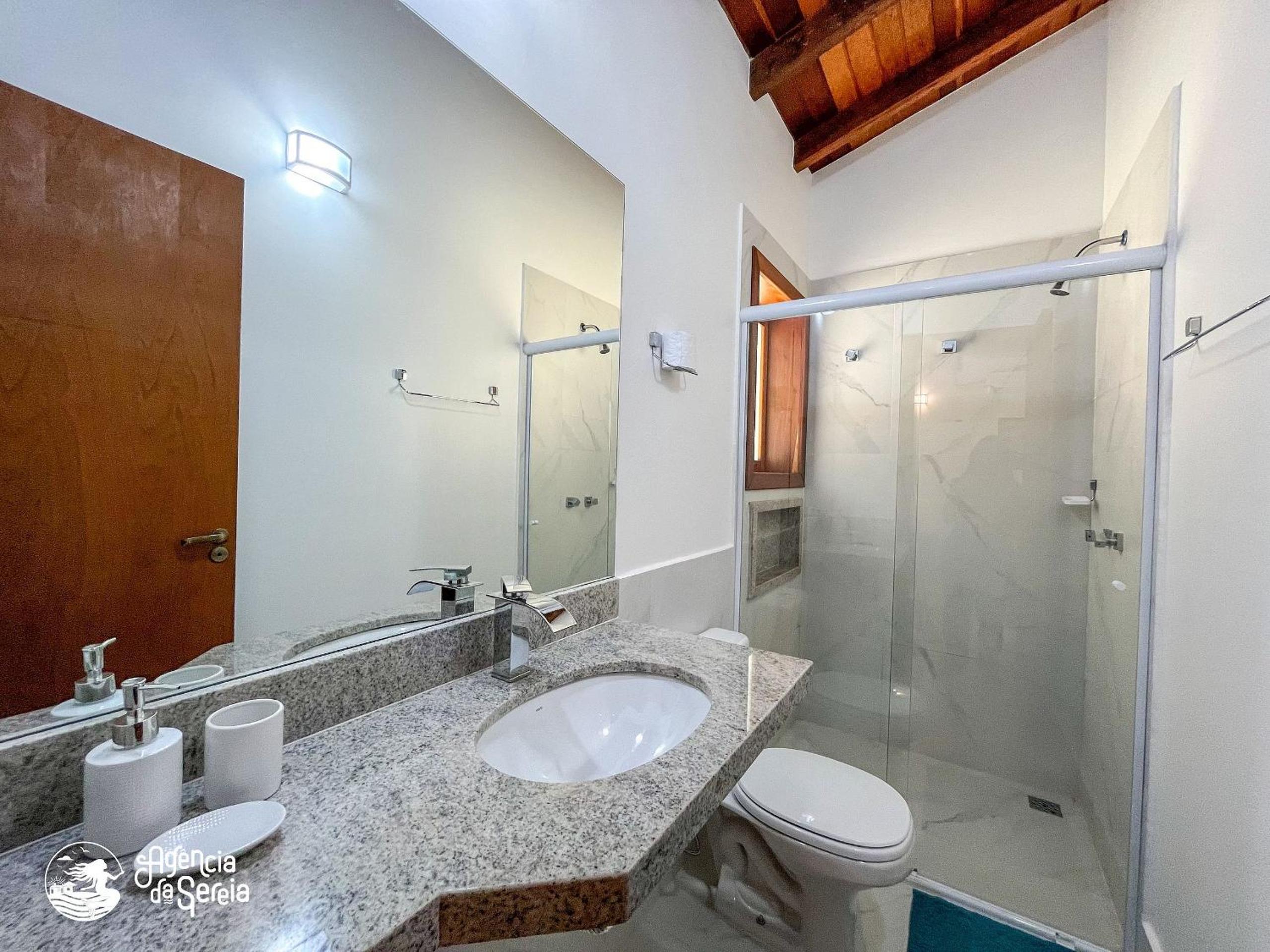 Linda casa perto da praia das Conchas em llhabela
