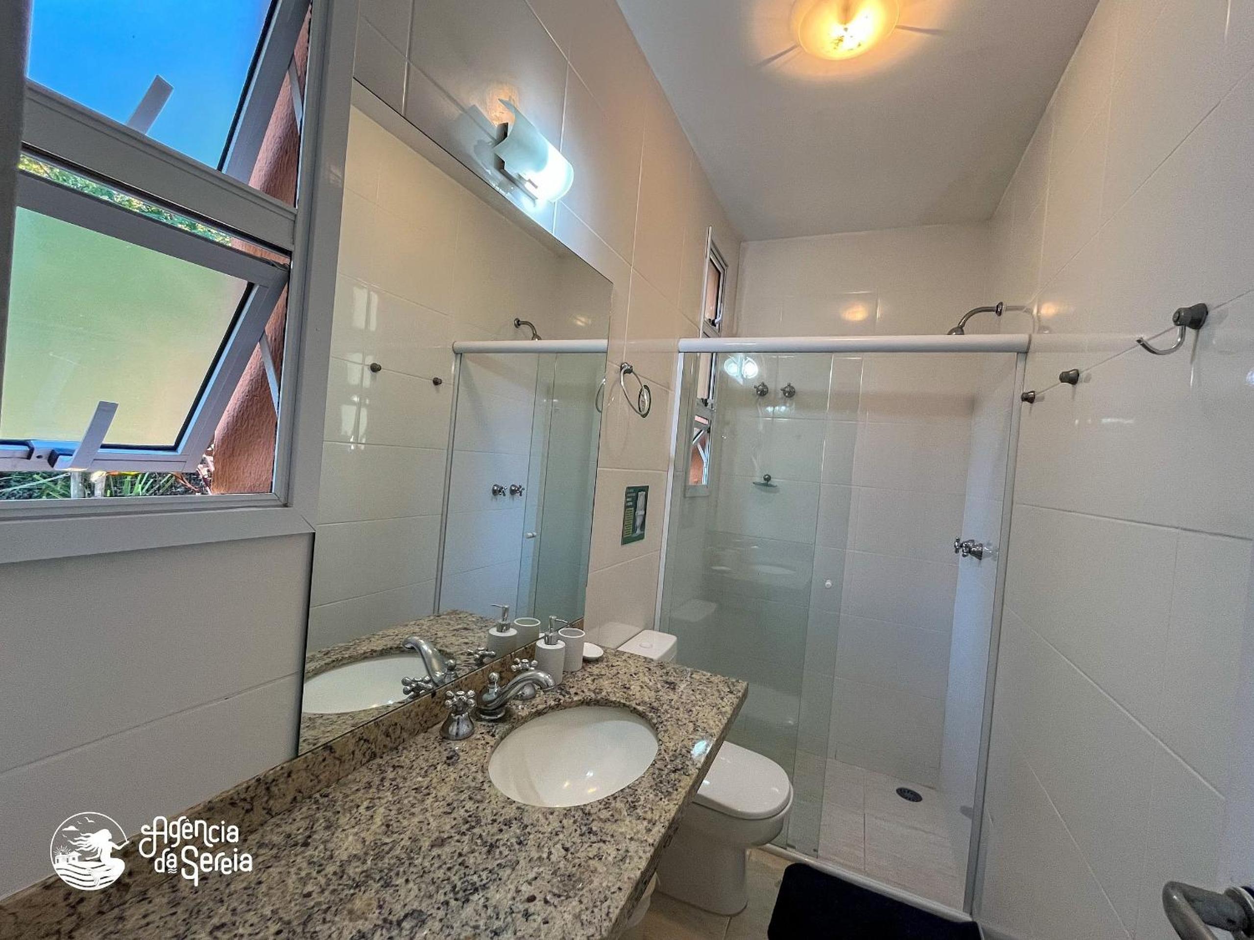 Casa charmosa em condomínio no Sul de Ilhabela