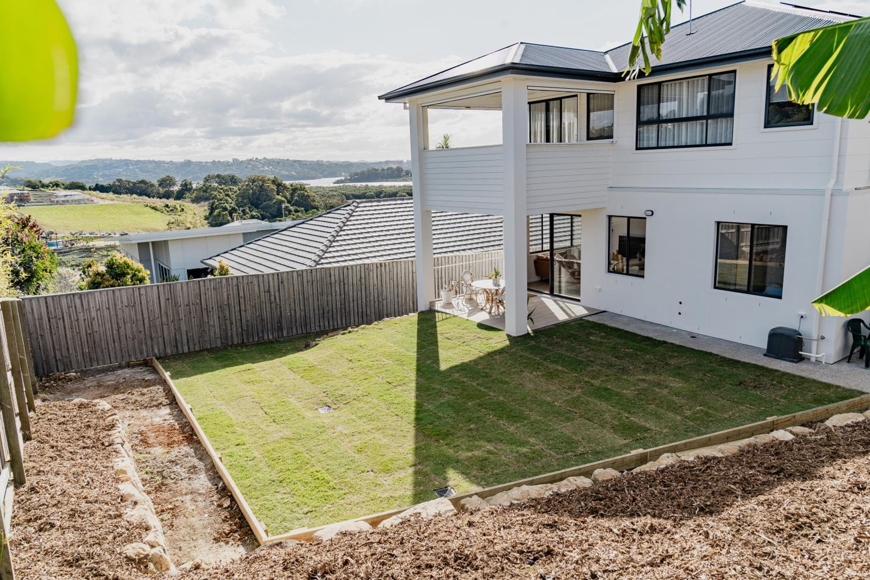 Entire Unit 02 Rooms 04 King Single Beds 11 kms to Goldcoast Airport