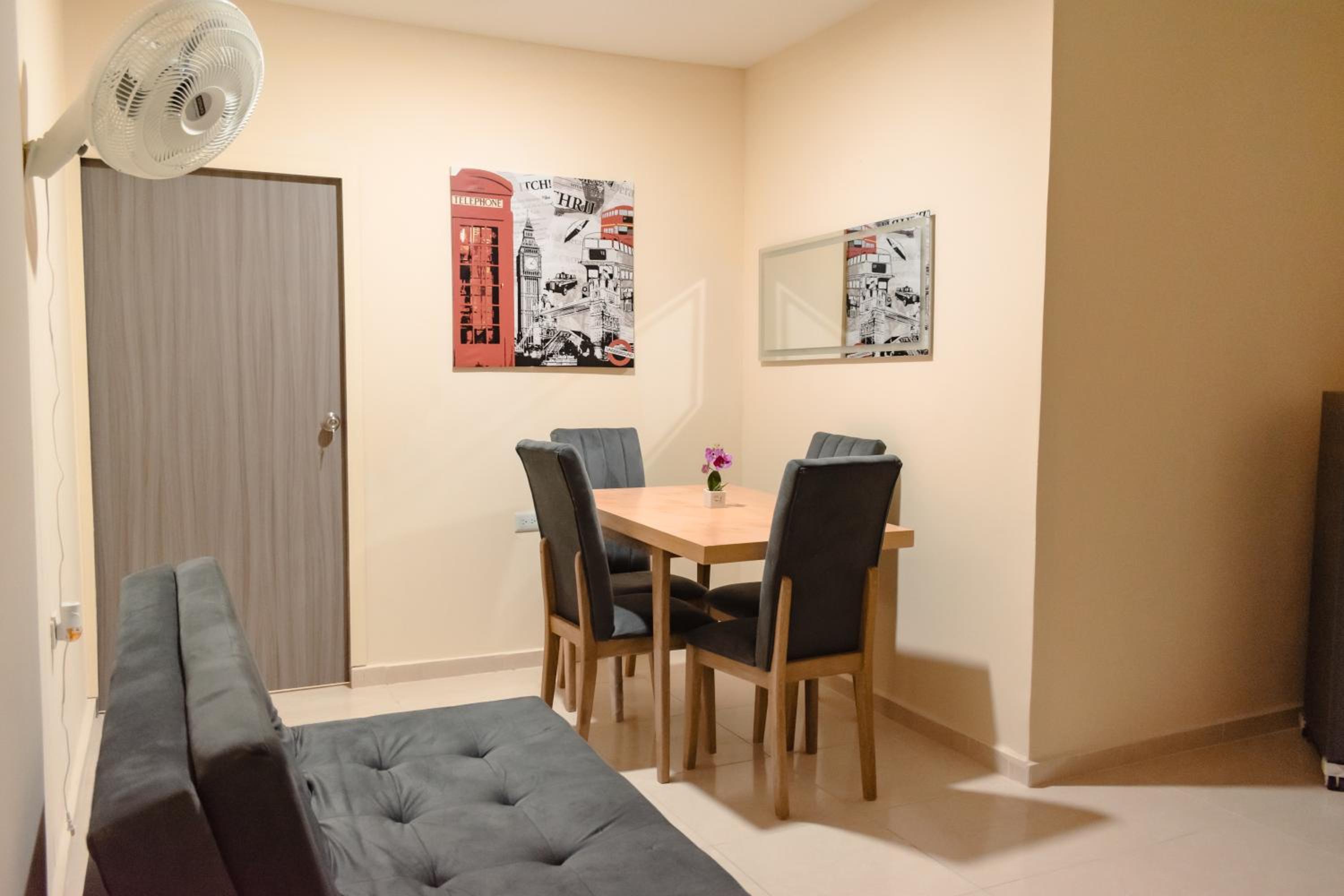 Hostal la Terraza SM