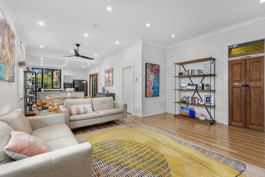 Pet-friendly slice of Carrodise