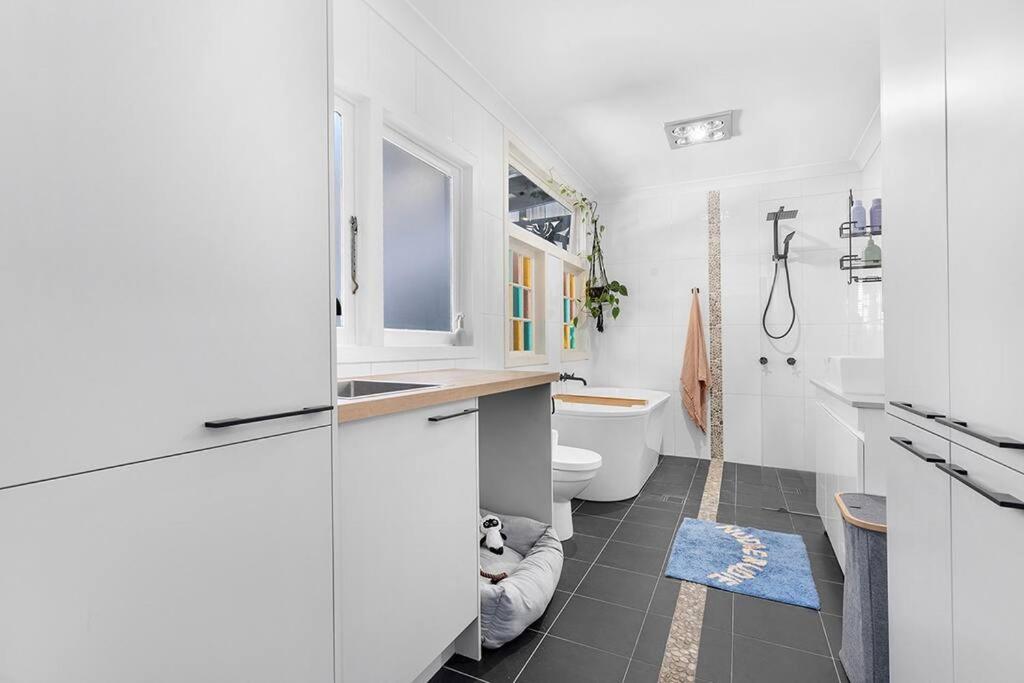 Pet-friendly slice of Carrodise