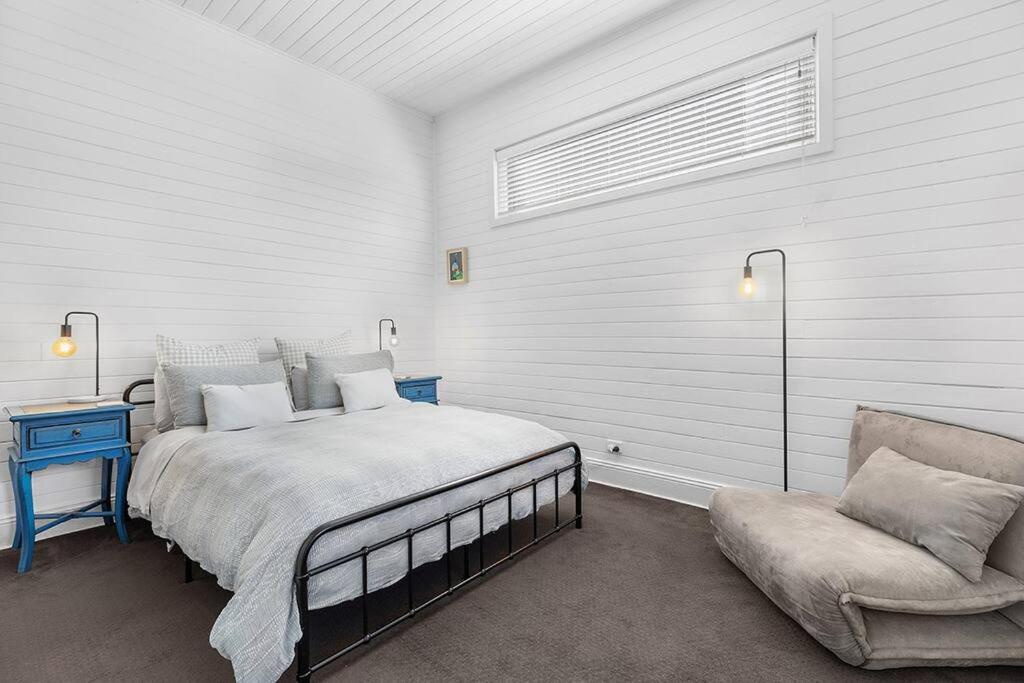 Pet-friendly slice of Carrodise